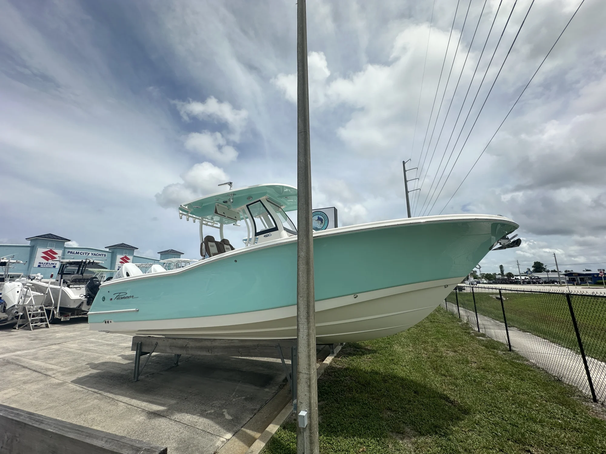 2027 Pioneer 270 Pelagic - Main Image