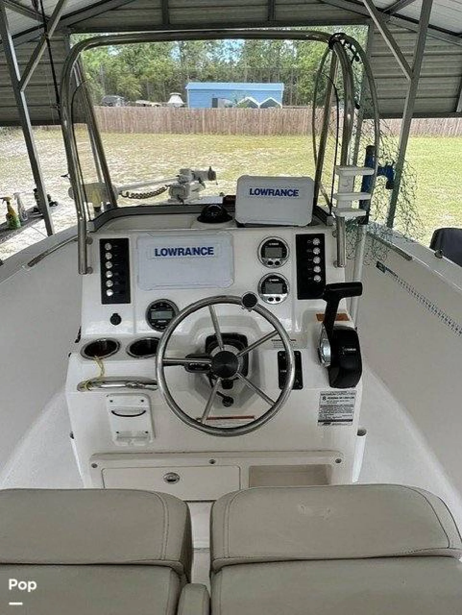 2019 Robalo R-180 CC - Image 3