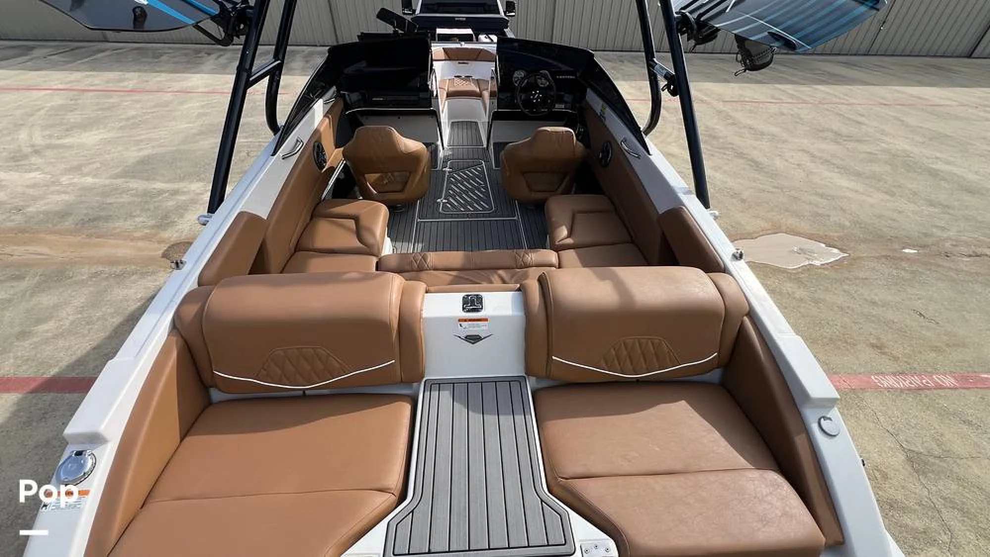 2018 Glastron GT207 - Image 4