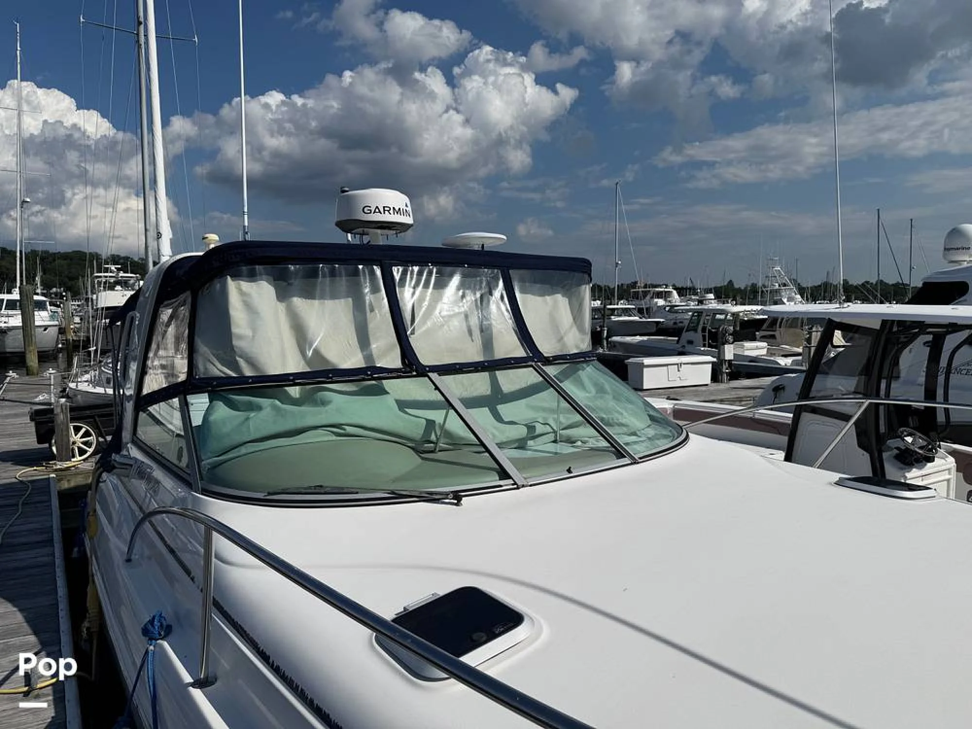 2003 Rinker 312 fiesta vee - Image 2
