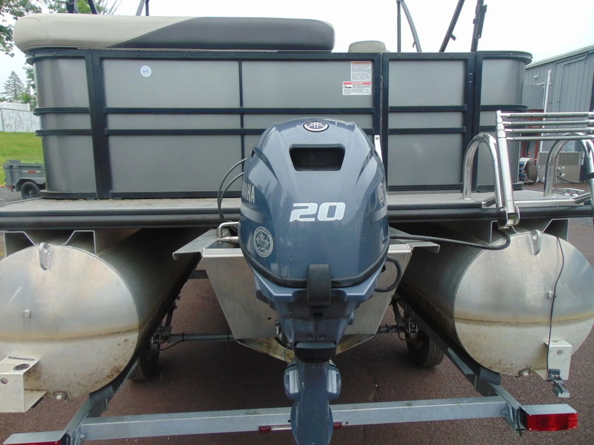 Sylvan 8520 Cruise - Image 3