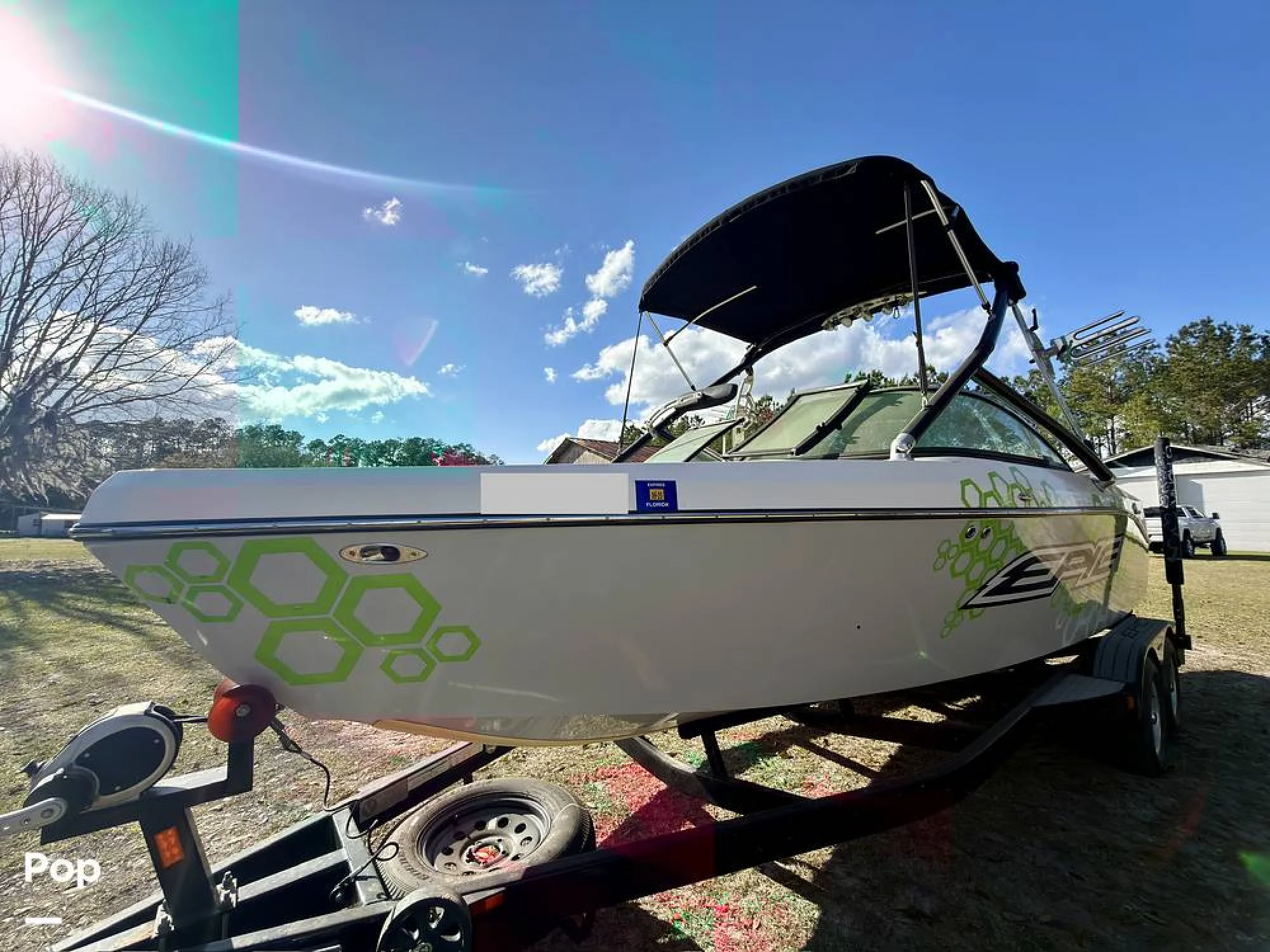 2013 Epic 23V - Main Image