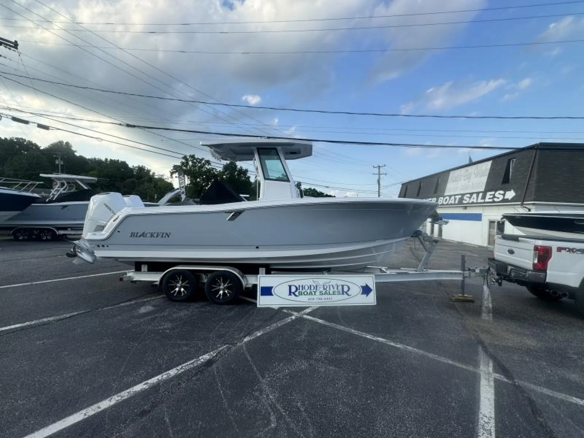 2026 Blackfin 252 CC - Main Image