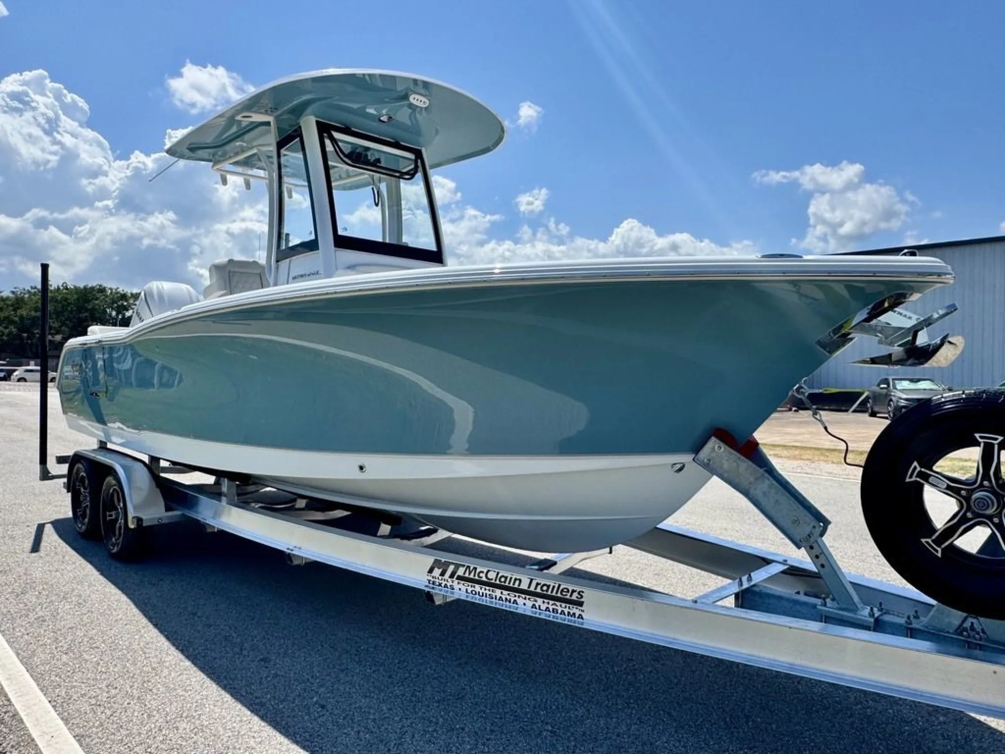 2027 Sea Hunt Ultra 245SE - Image 5