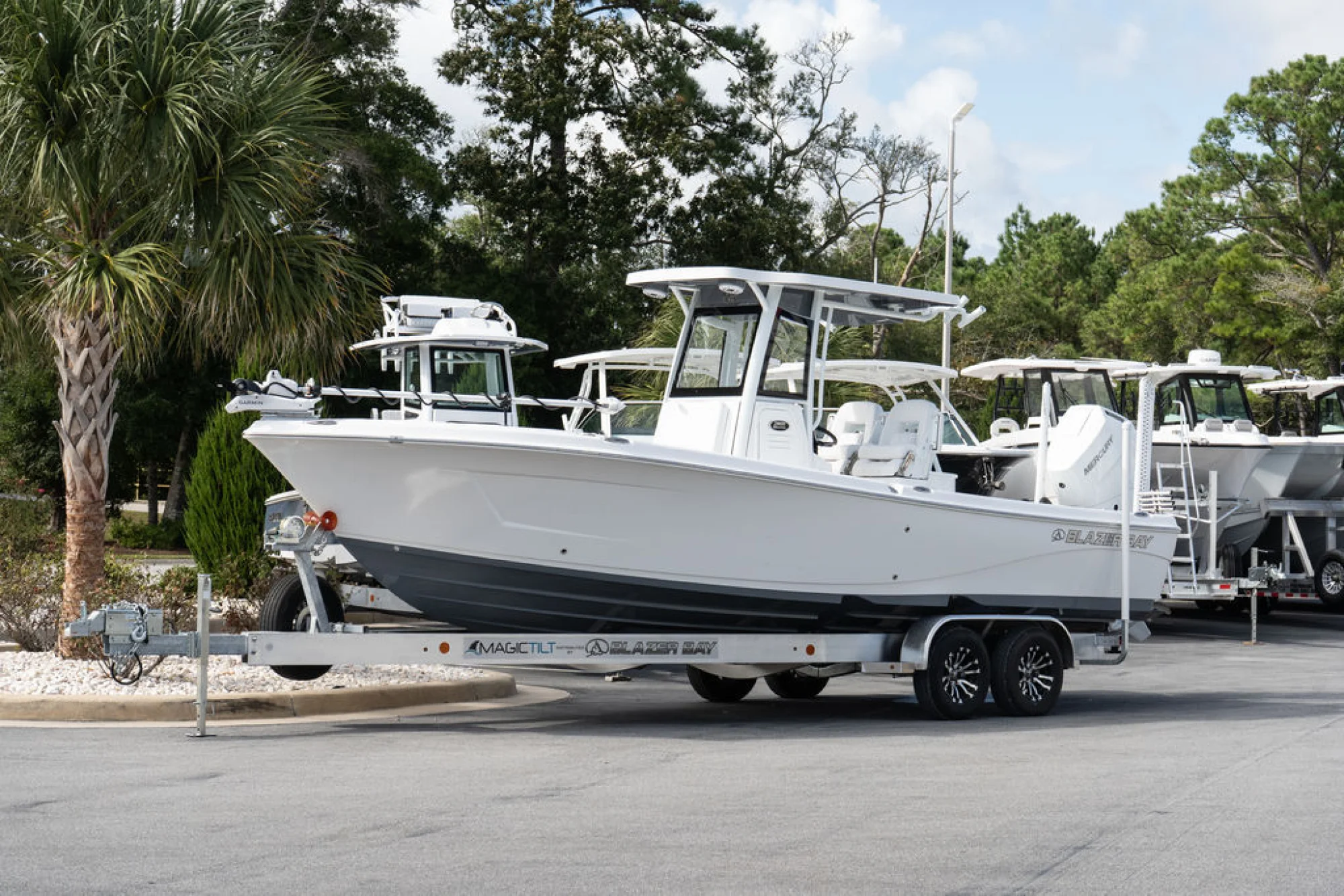BLAZER BAY 2800 MAKAIRA - Image 2