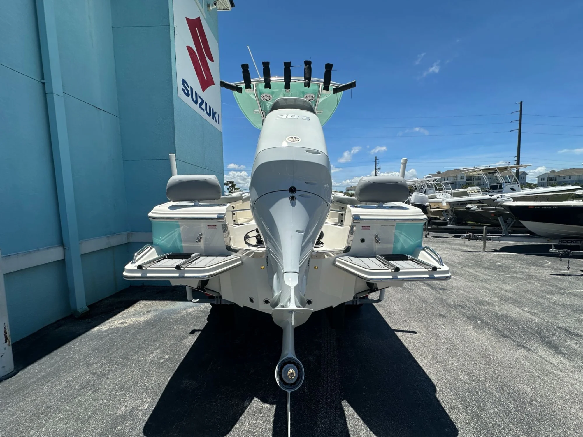 2027 Pioneer 222 Sportfish - Image 4