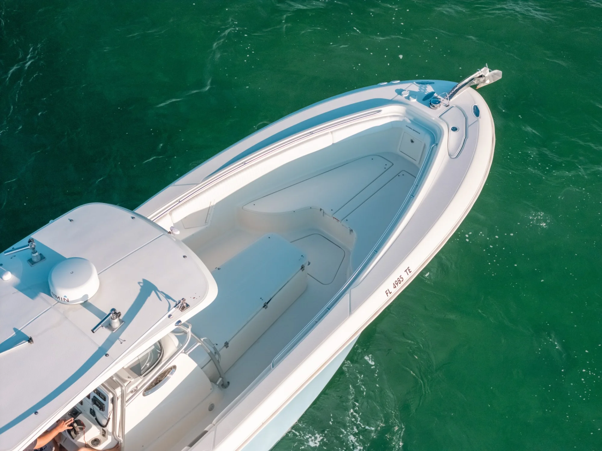 2005 Hydra-Sport Vector 3300 - Image 4