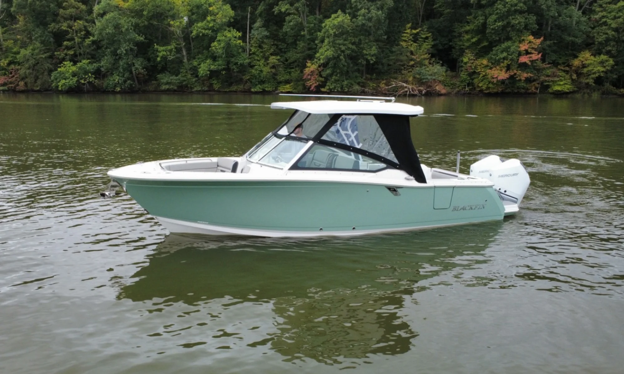 2027 Blackfin 272 Dual Console
