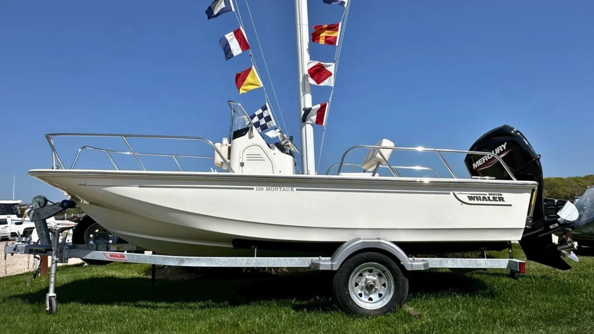 Boston Whaler 150 Montauk - Main Image