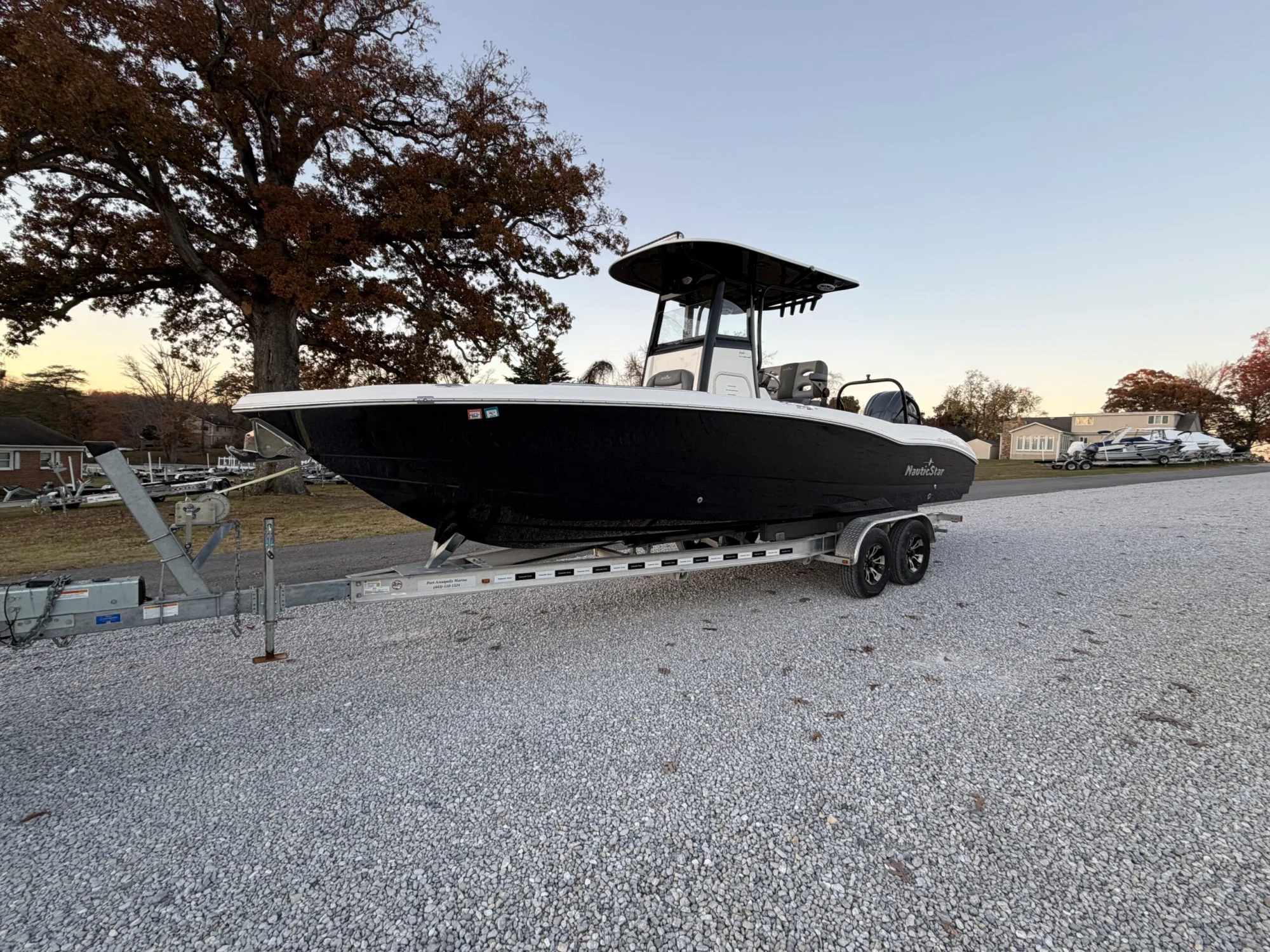 2023 Nautic Star 251 Hybrid - Image 5