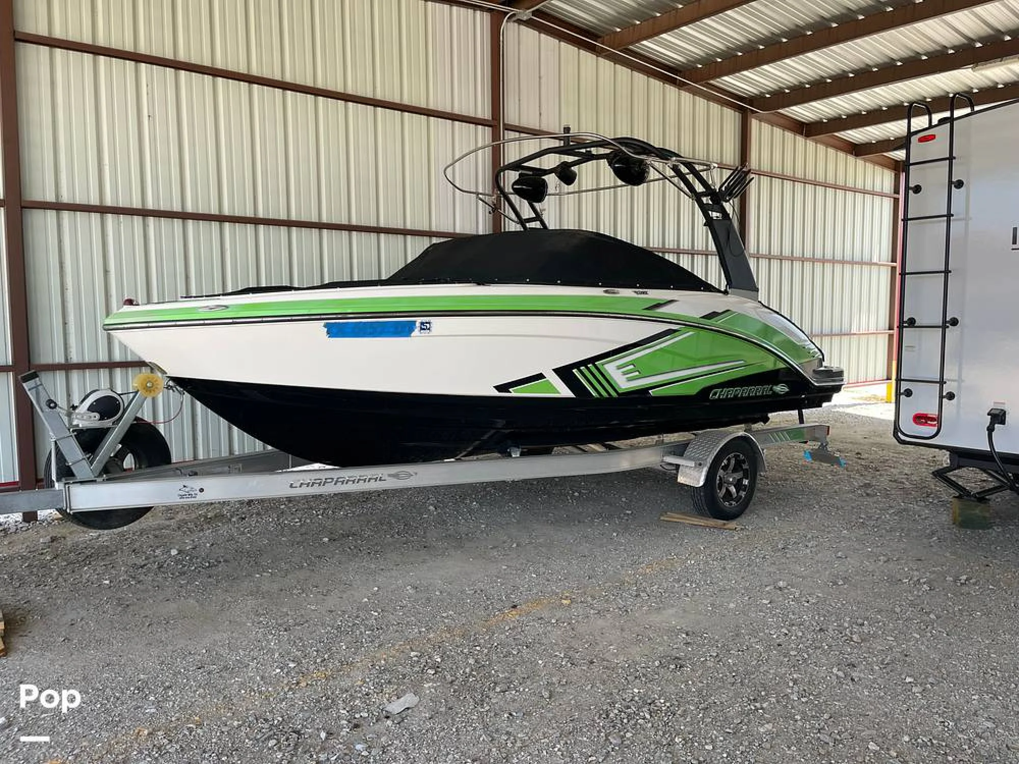 2017 Chaparral 203 VRX - Image 3
