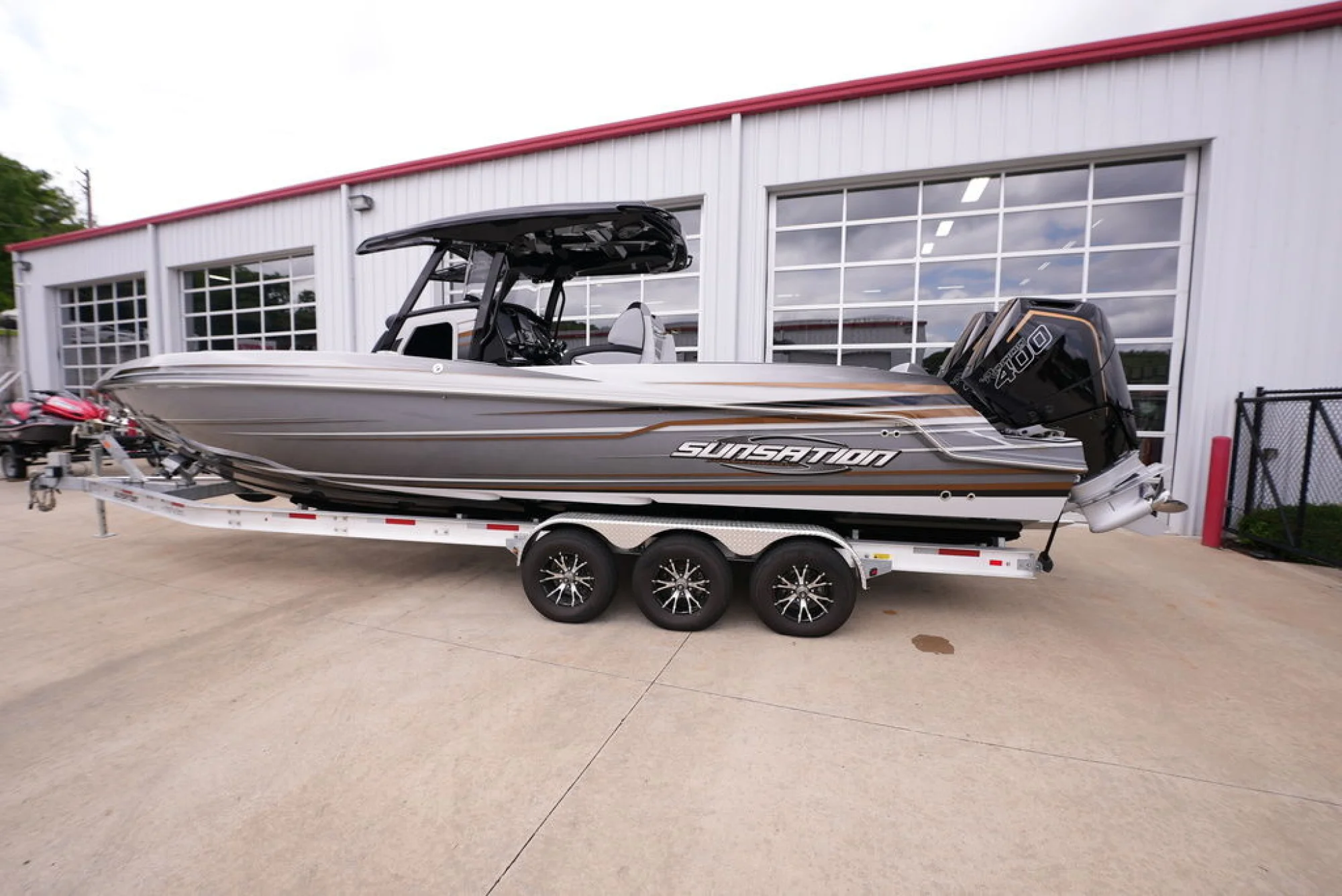 Sunsation Powerboats 32CCX - Image 3