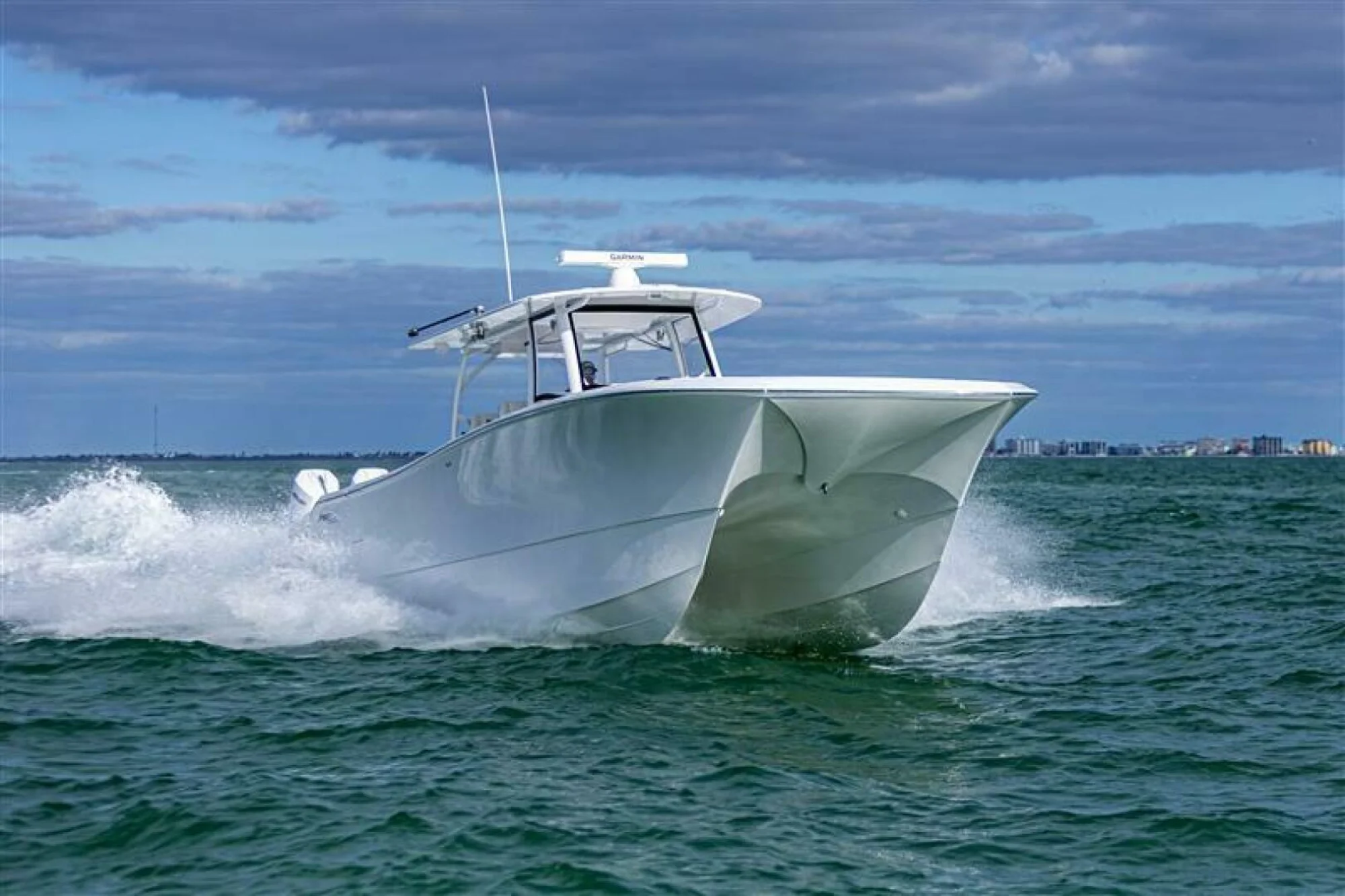 2026 Front Runner 43 Catamaran - Image 4