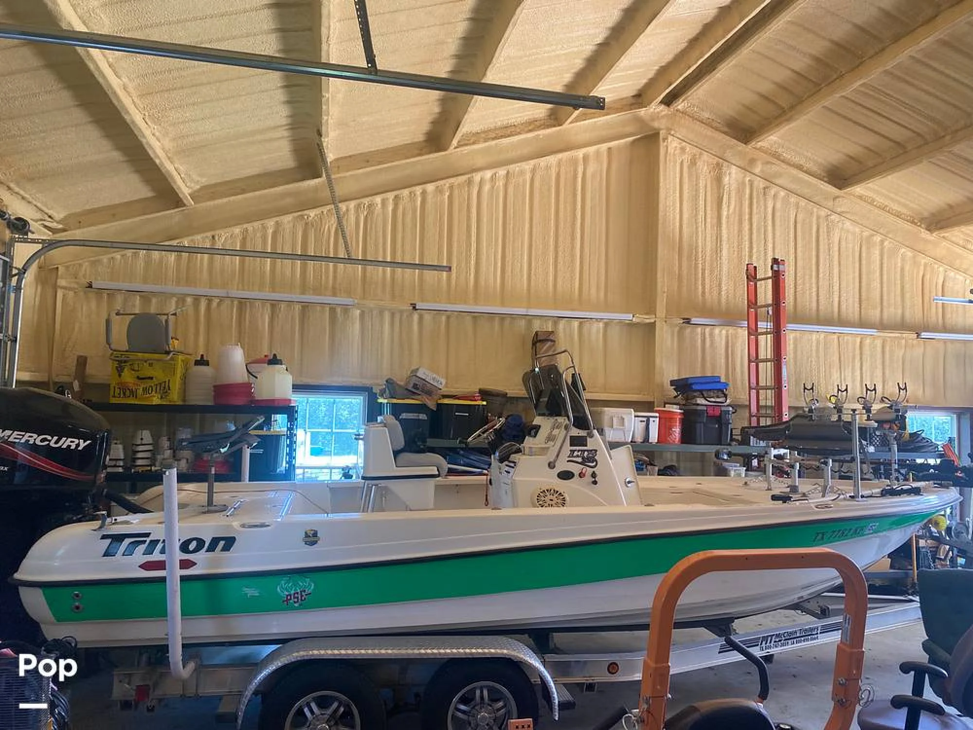 2005 Triton 220 LTS - Main Image