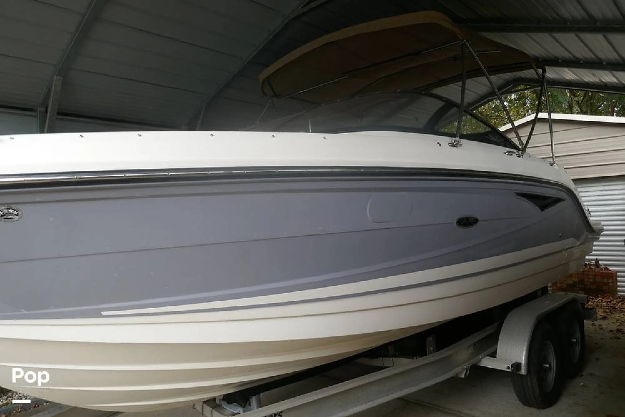 2017 Sea Ray SLX 250 - Image 4