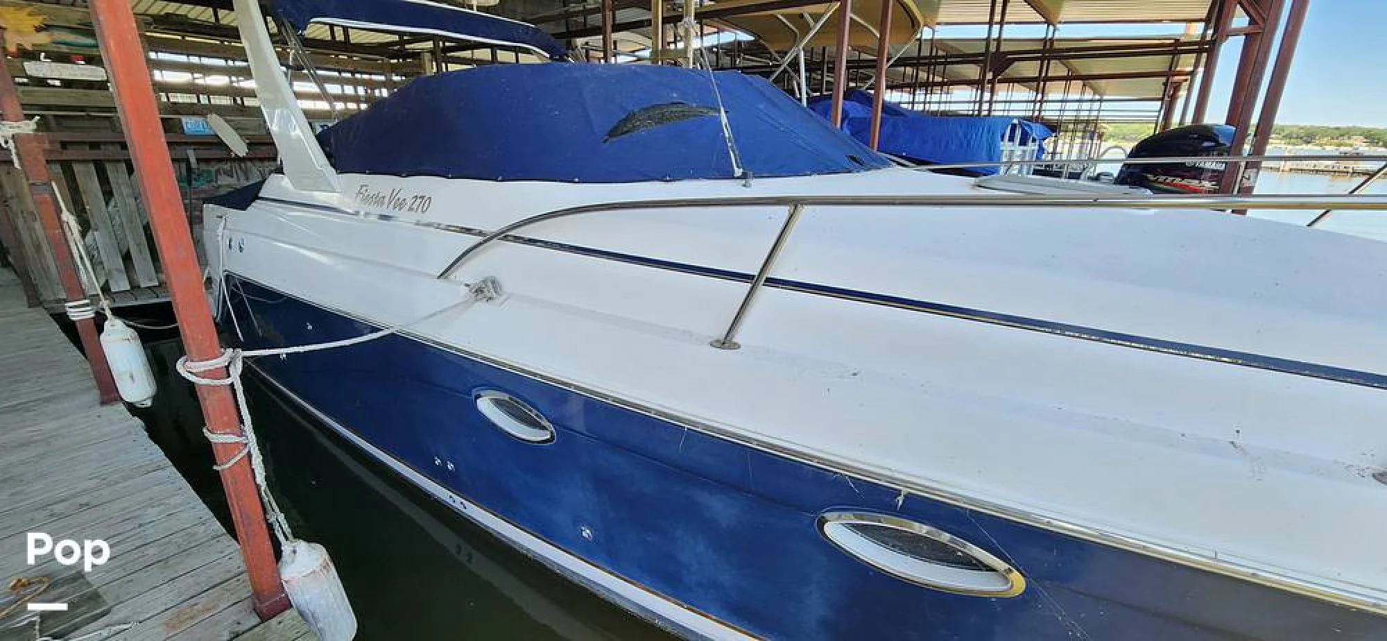 2004 Rinker Fiesta Vee 270 - Image 5