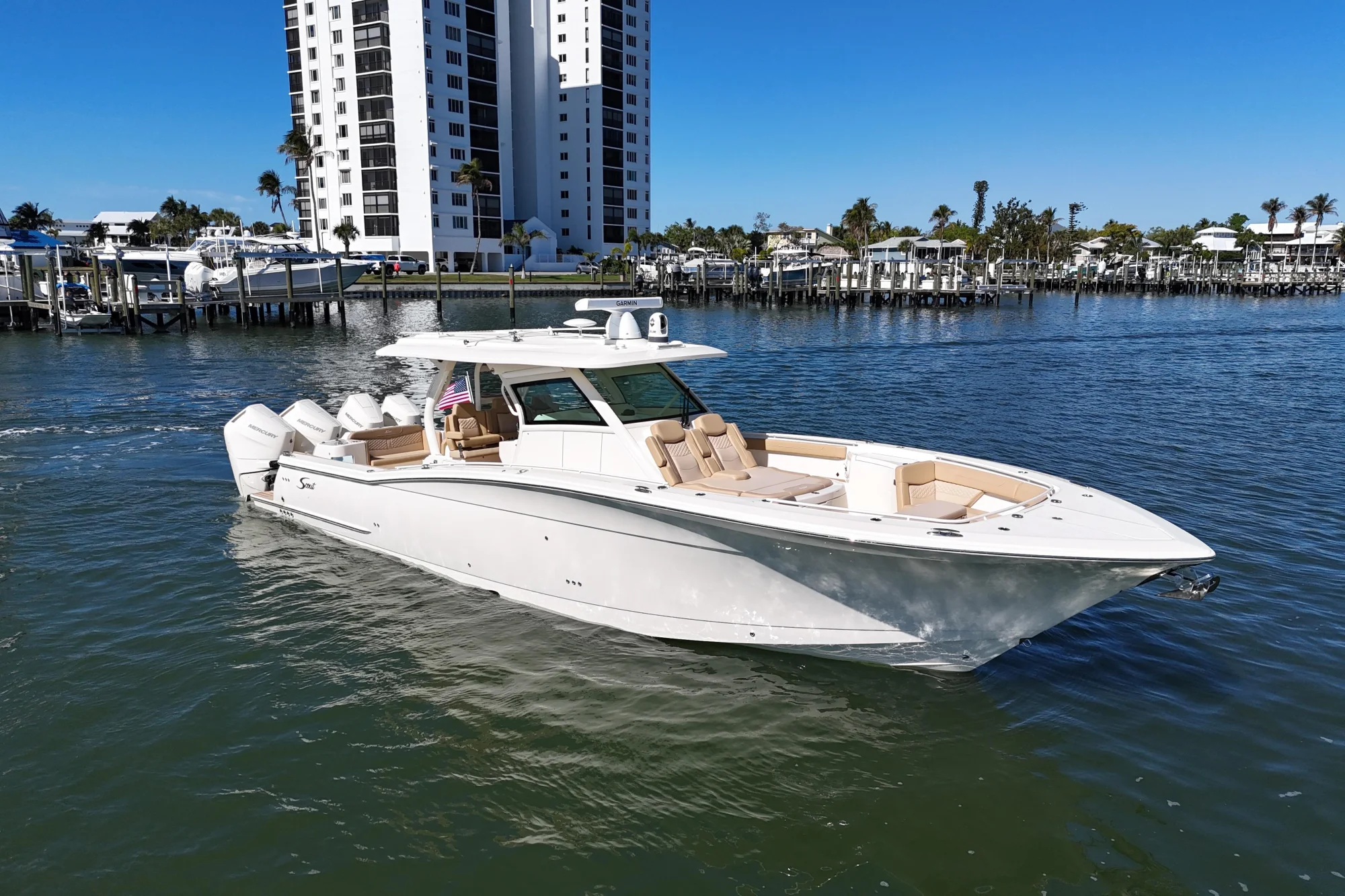 2025 Scout 400 LXF - Main Image