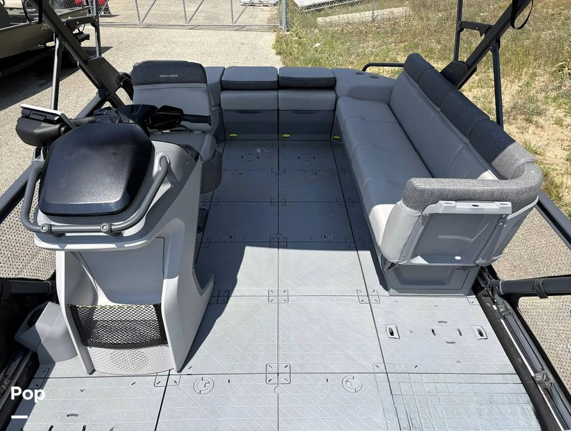 2024 Sea-Doo Switch Sport 21 - Image 2
