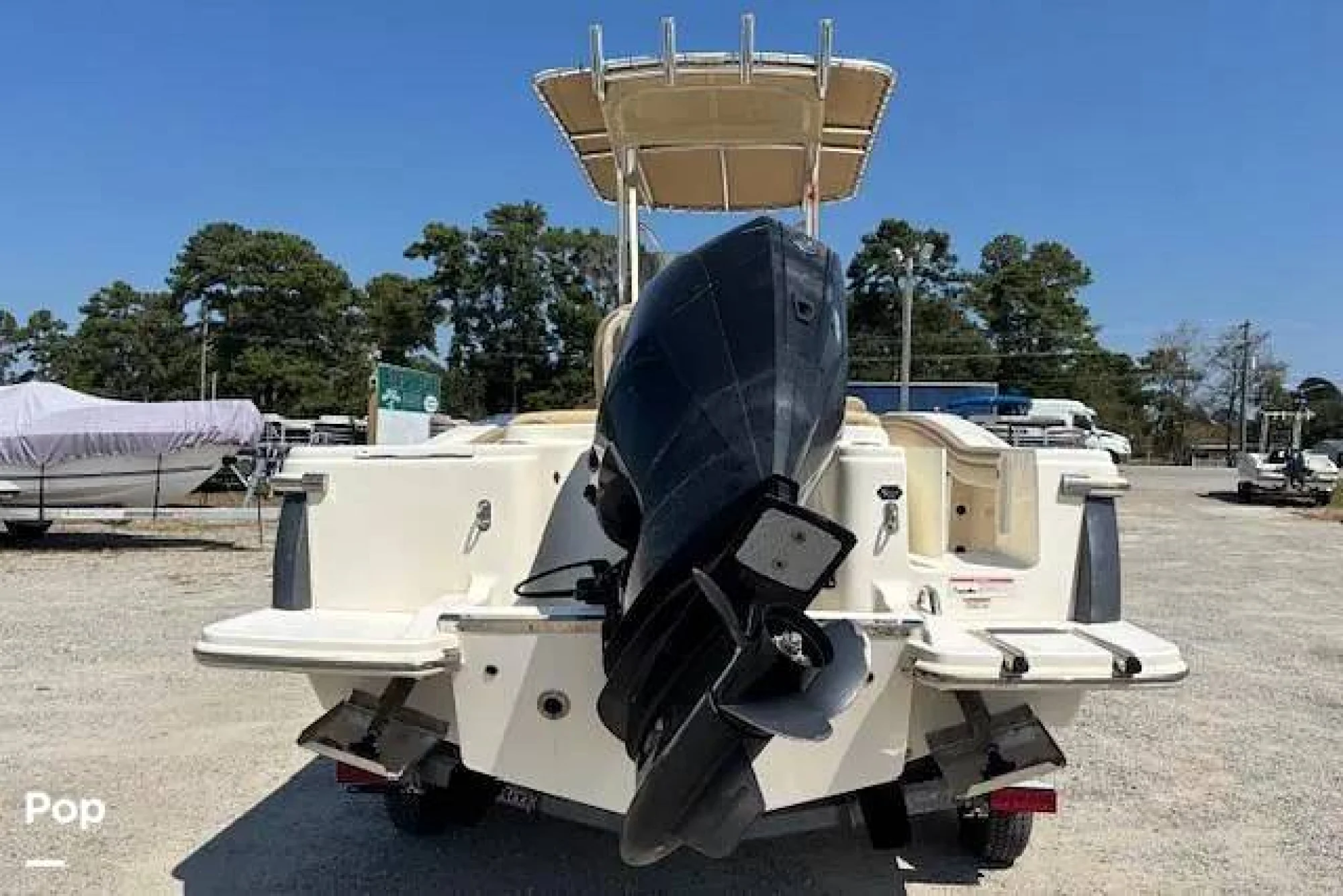2022 Scout 215 XSF - Image 3