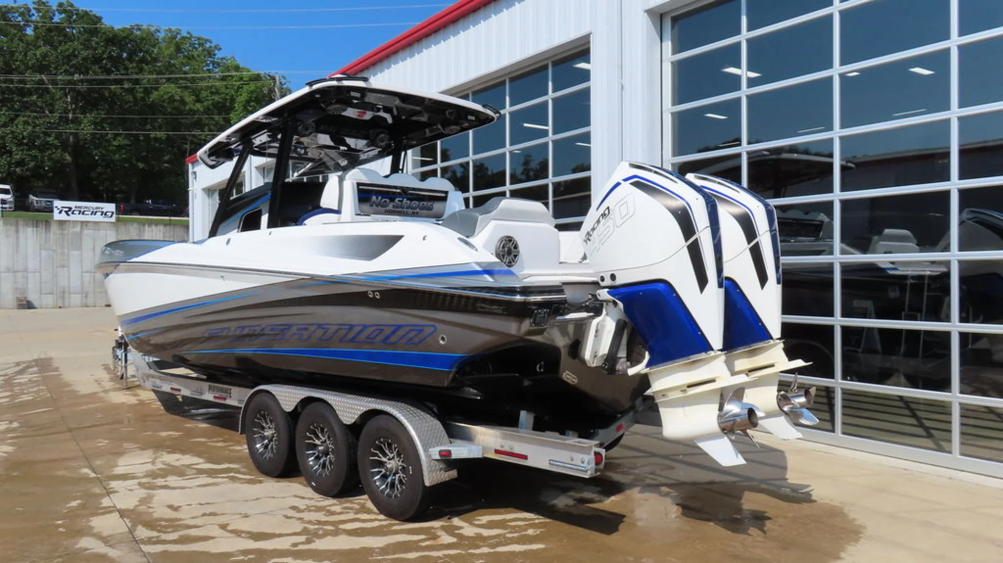 Sunsation Powerboats 34CCX - Image 4