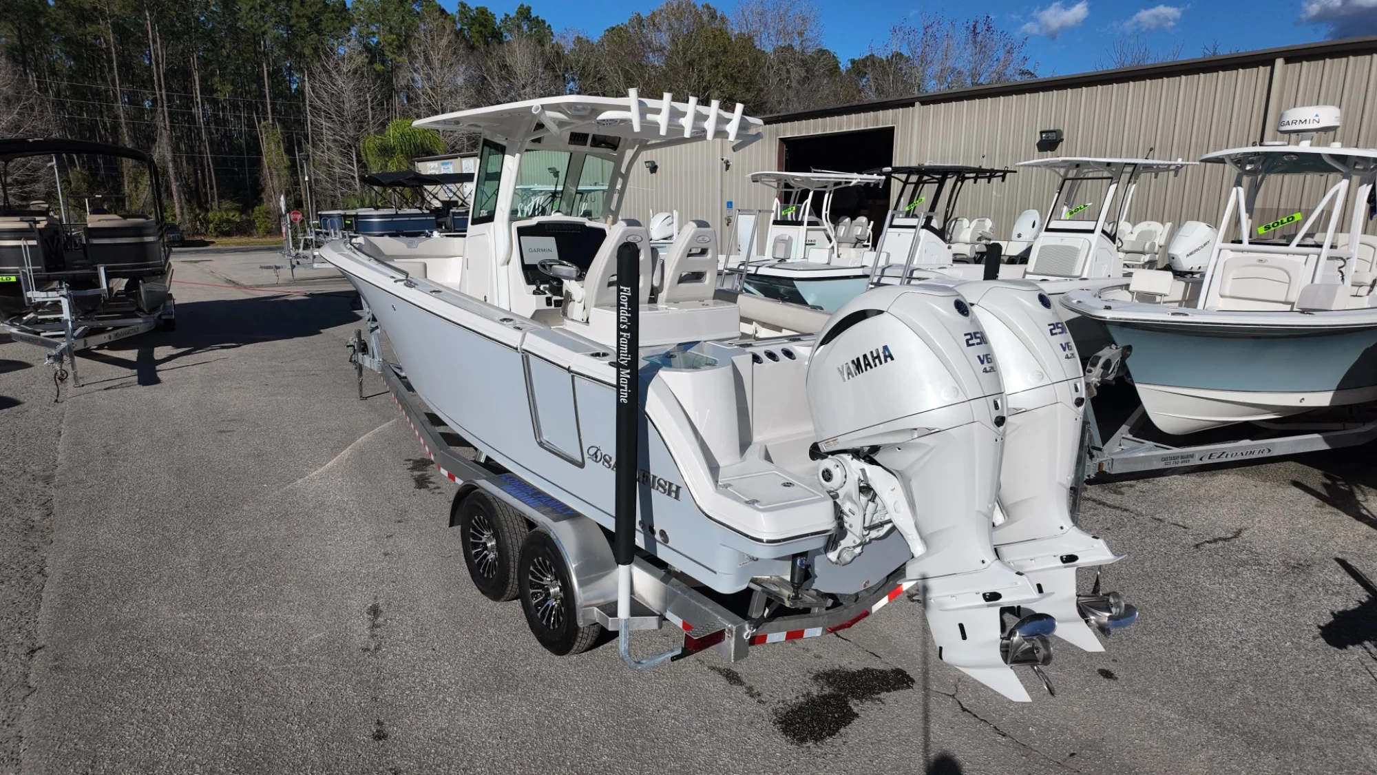 2026 Sailfish 272 CC – Twin Yamaha 250s Stock#26707 - Image 5