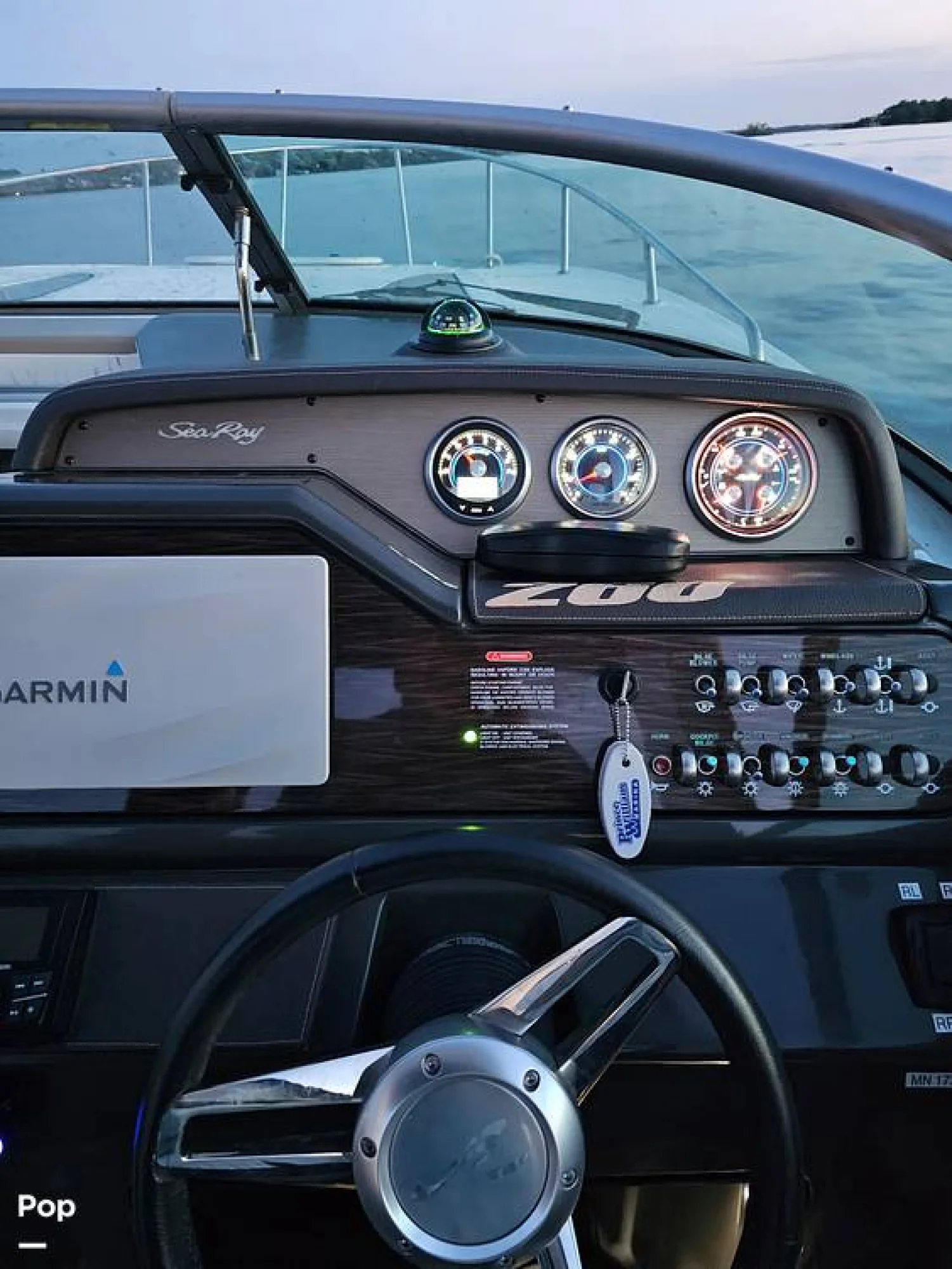 2016 Sea Ray 260 Sundancer - Image 4