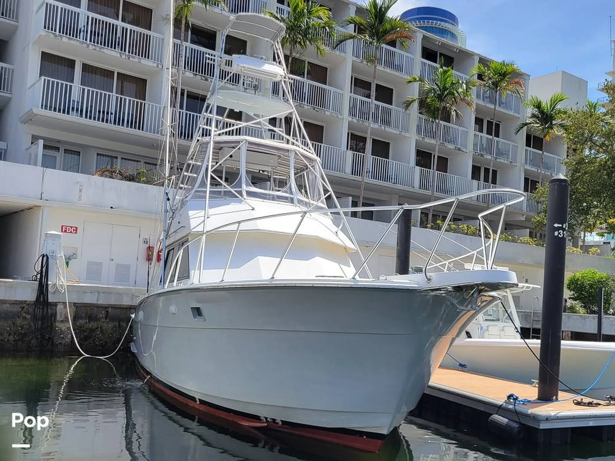 1986 Hatteras 45 - Image 4