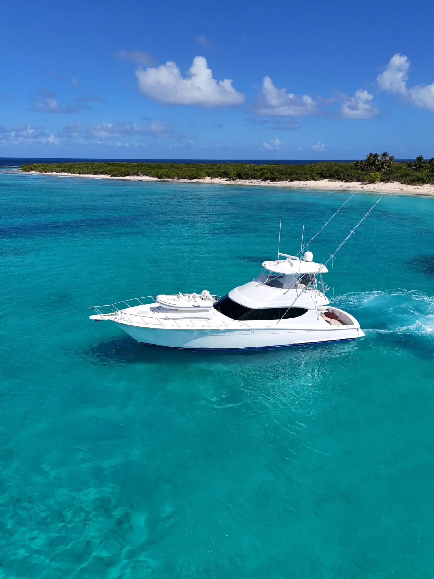 HATTERAS GT 60 CONVERTIBLE - Image 5