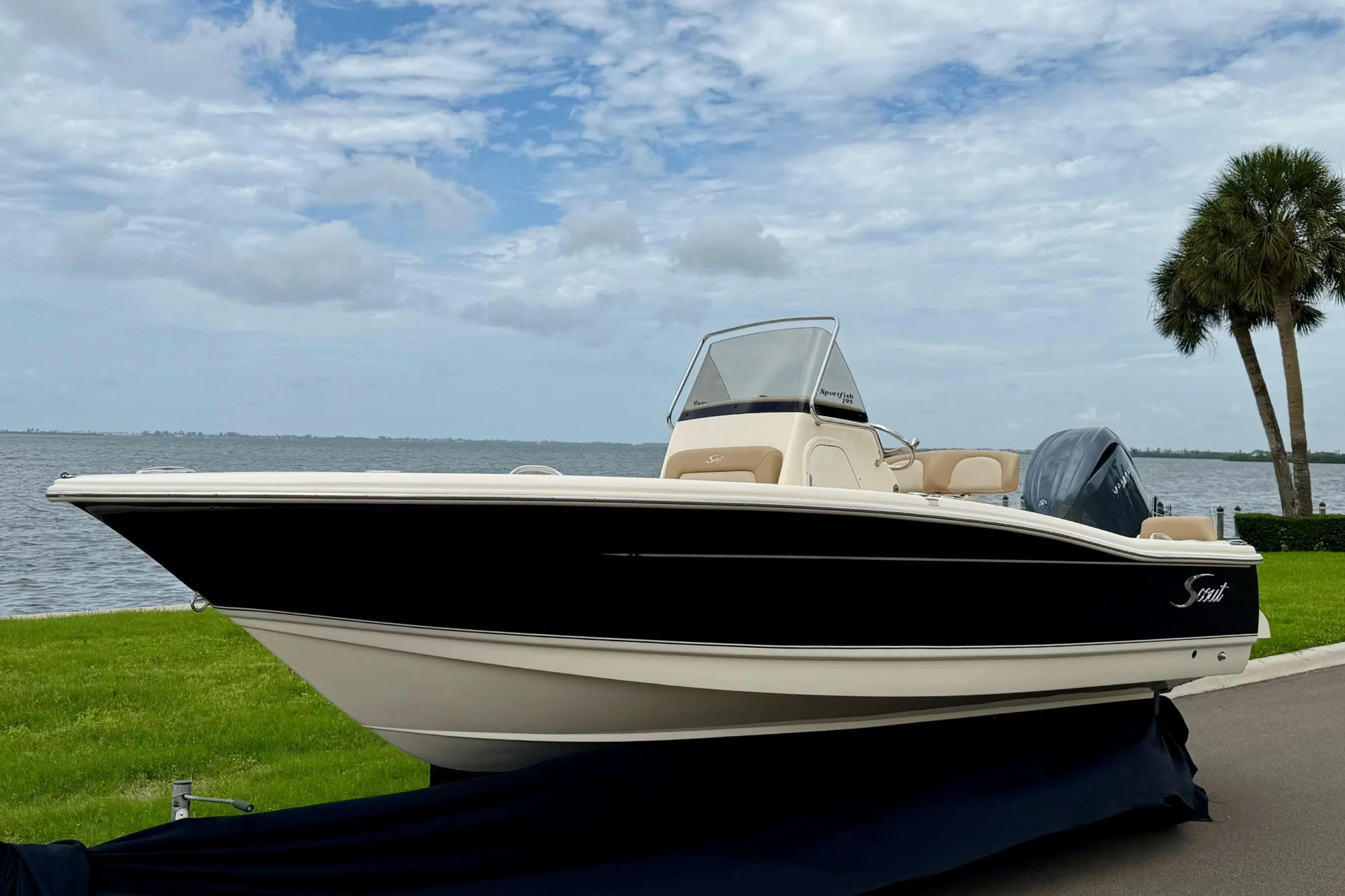 2026 Scout 195 Sportfish - Main Image