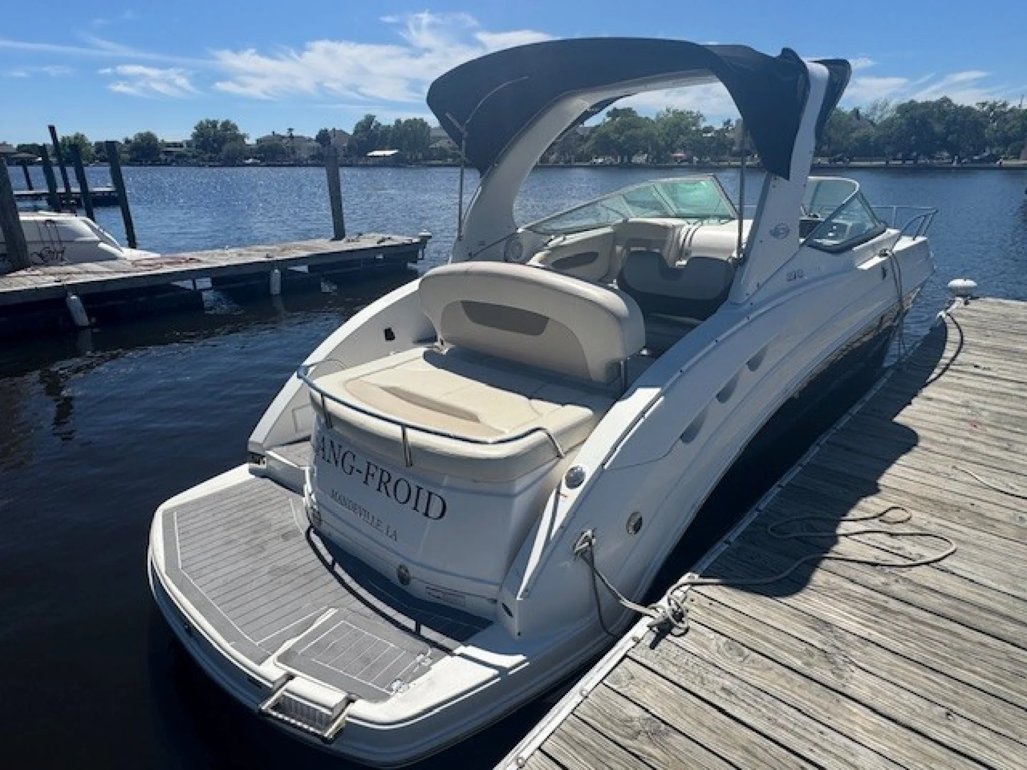 2011 Chaparral 270 Signature - Image 5