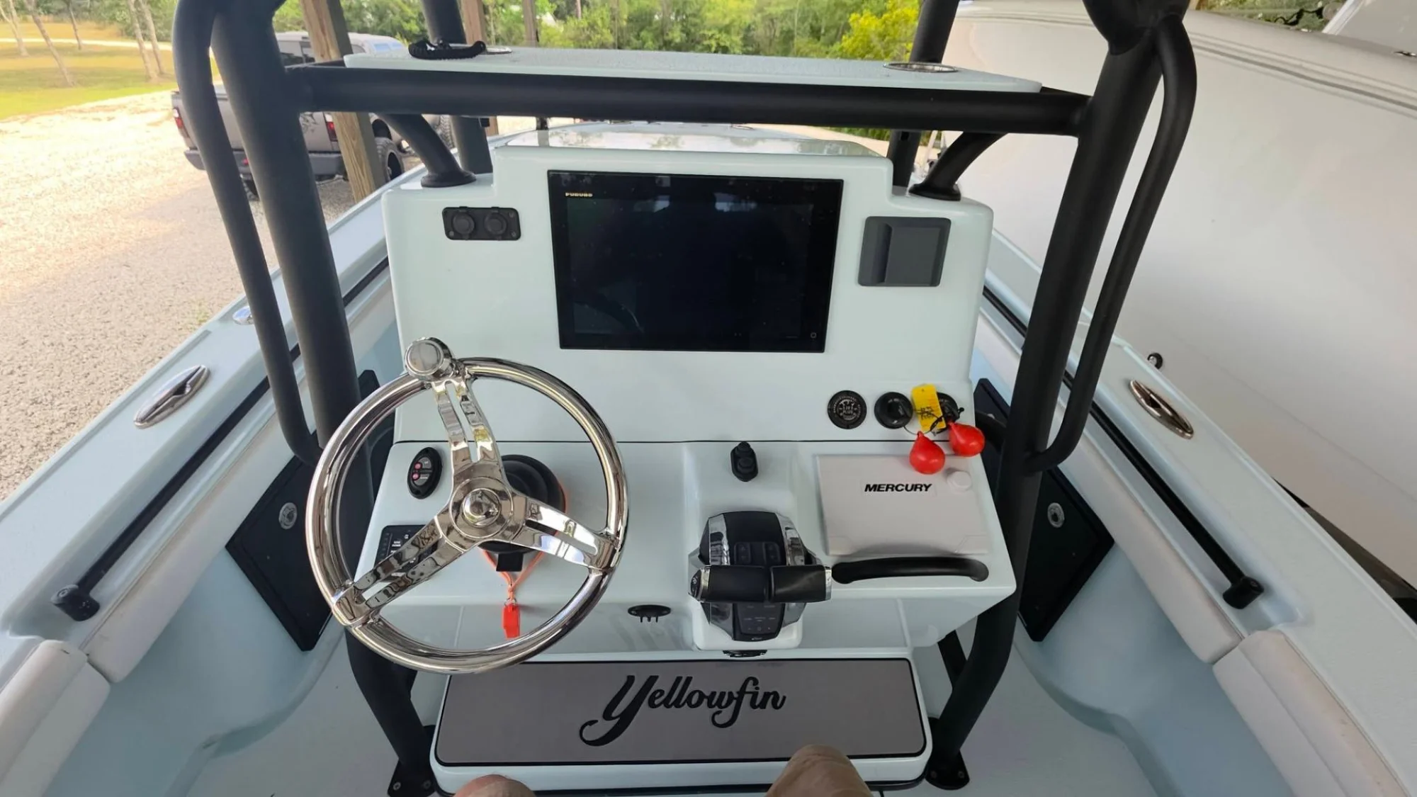 2021 Yellowfin 26 Hybrid - Image 5