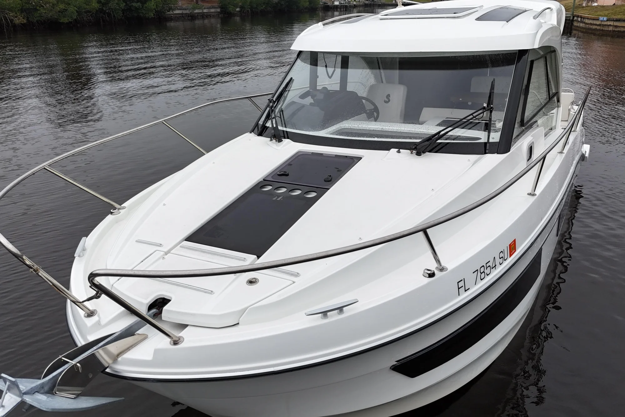 2020 Beneteau Antares 9 - Image 3