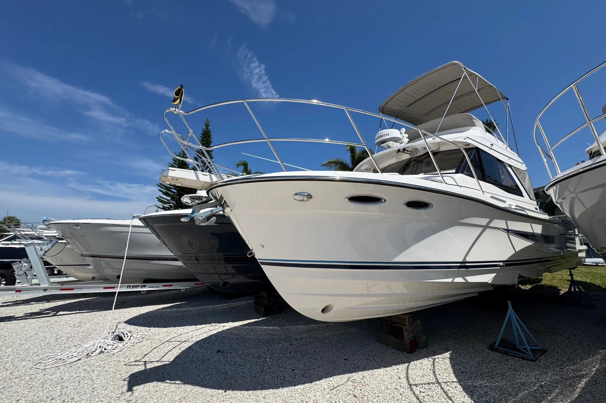 2026 Cutwater C-32 CB - Image 2