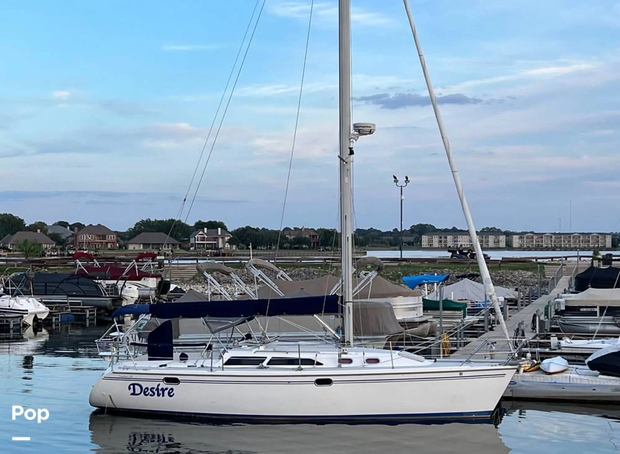 2006 Catalina 320 Sloop - Image 2