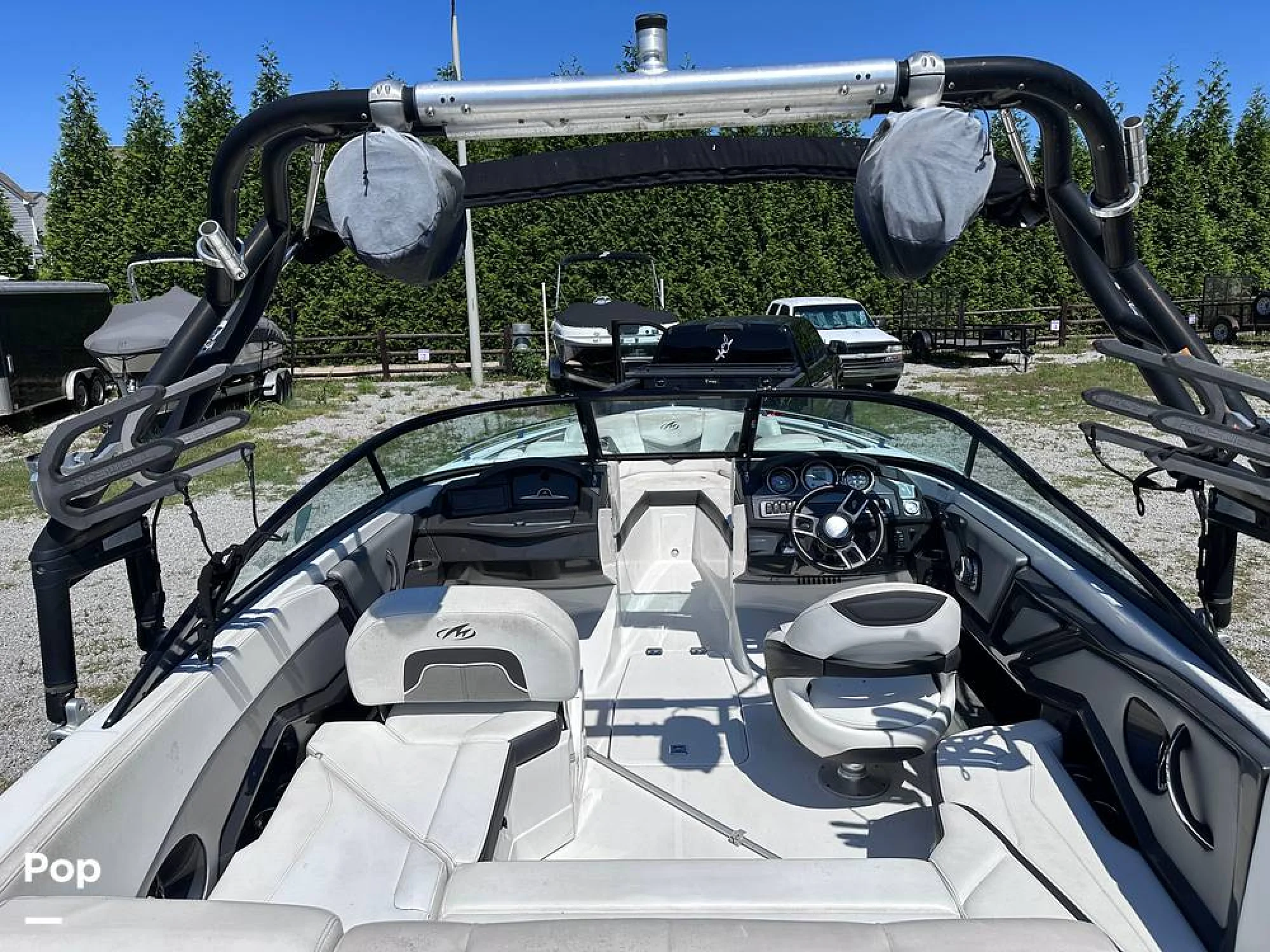 2017 Monterey 238 SS Roswell Surf Edition - Image 5