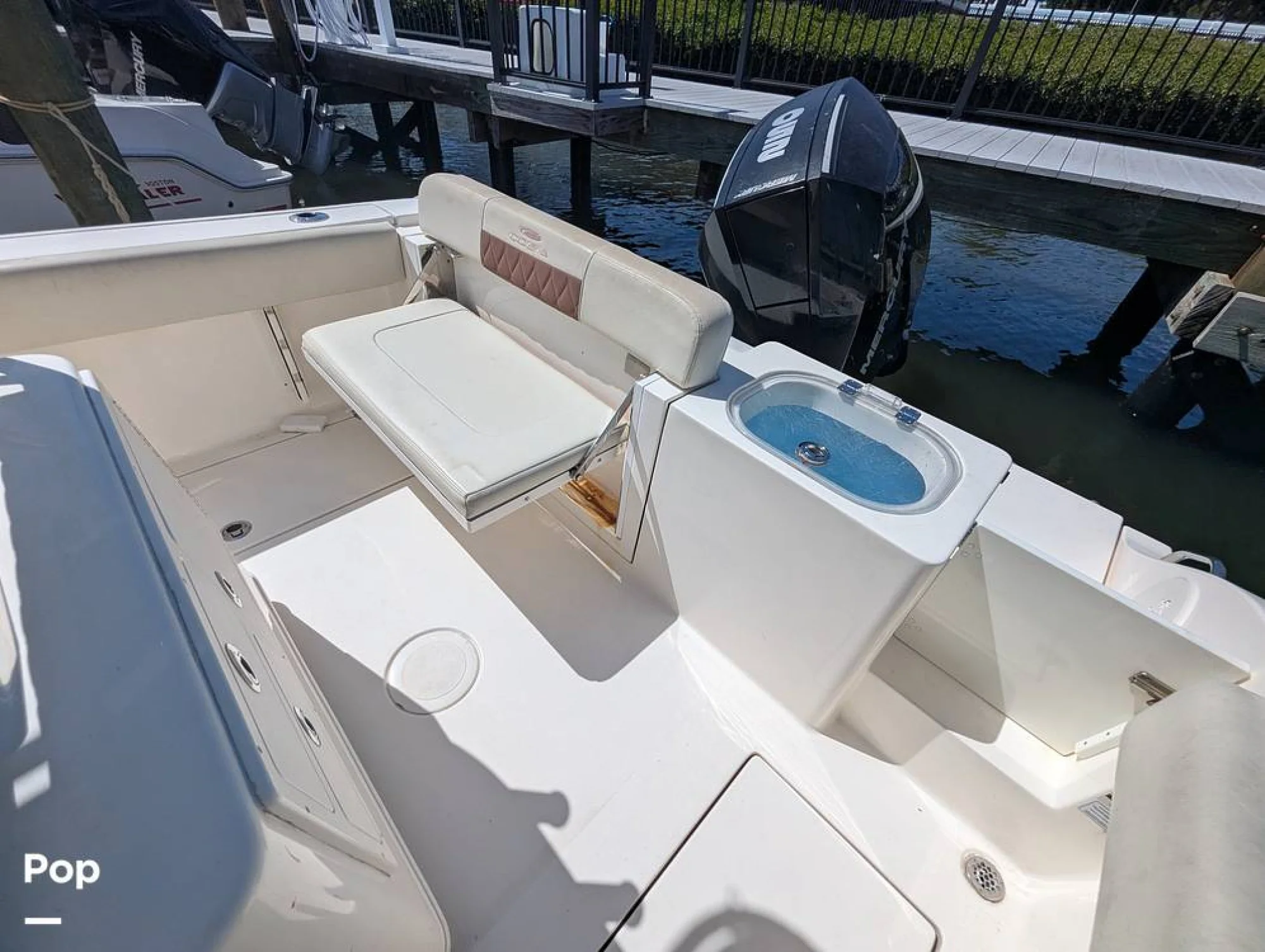2023 Cobia 237 CC - Image 4