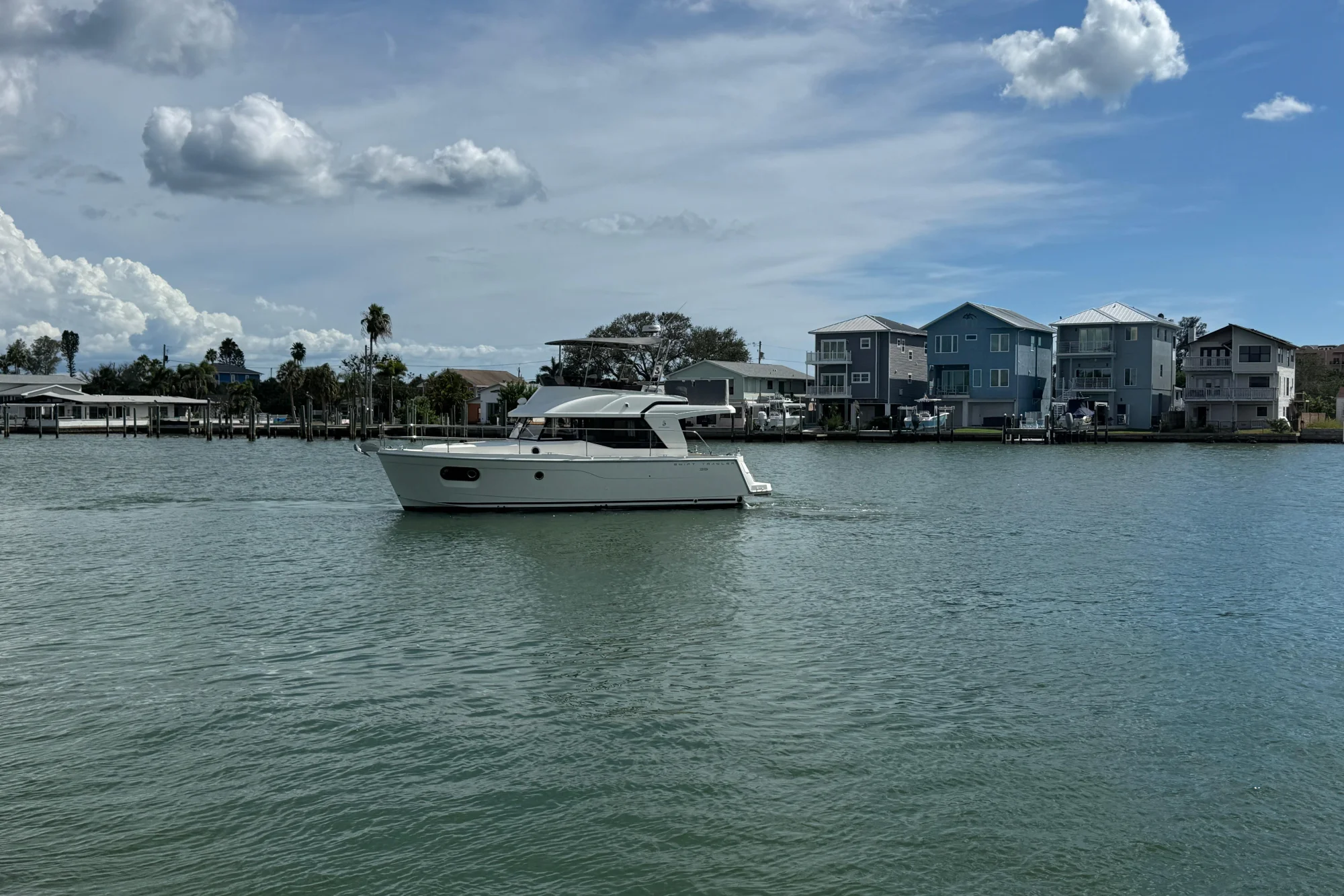 2023 Beneteau Swift Trawler 35 - Image 4