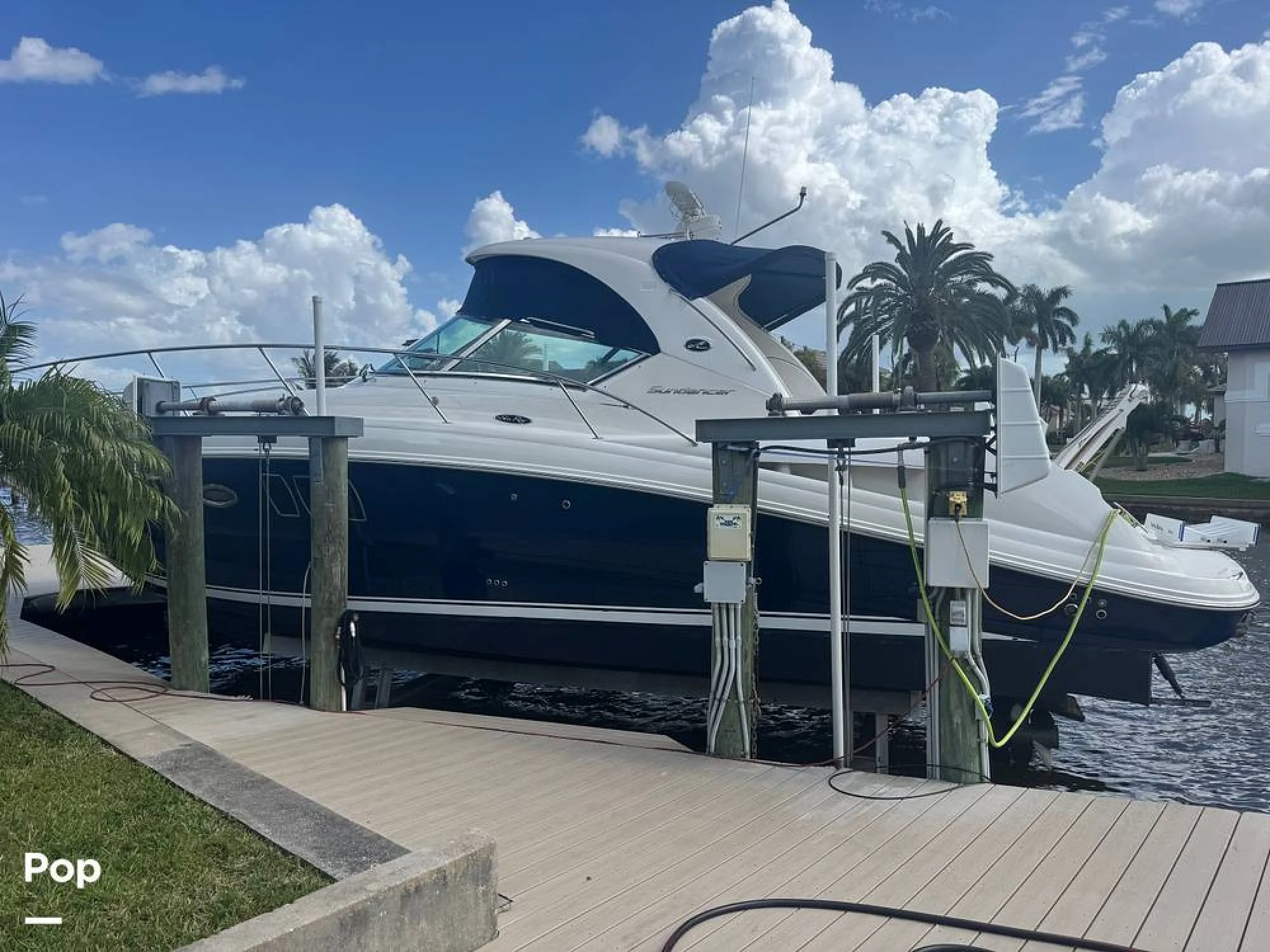 2009 Sea Ray 38 Sundancer - Image 3