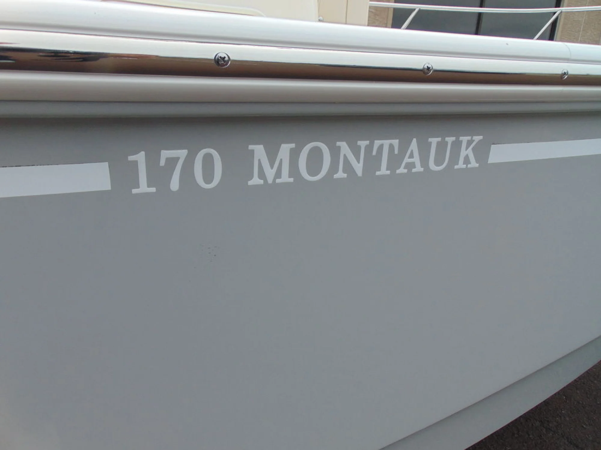 Boston Whaler 170 Montauk - Image 5
