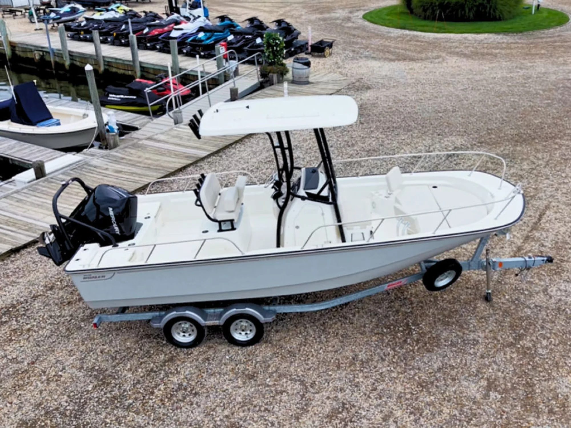 Boston Whaler 210 Montauk - Image 2