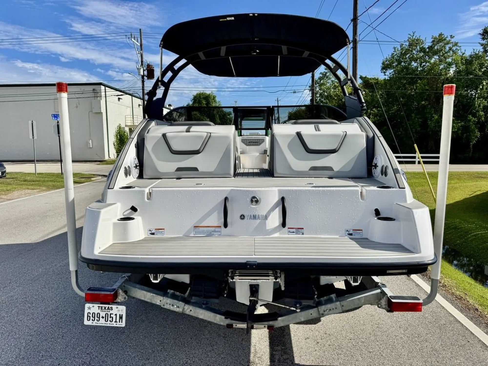 2024 Yamaha Boats AR220 - Image 3