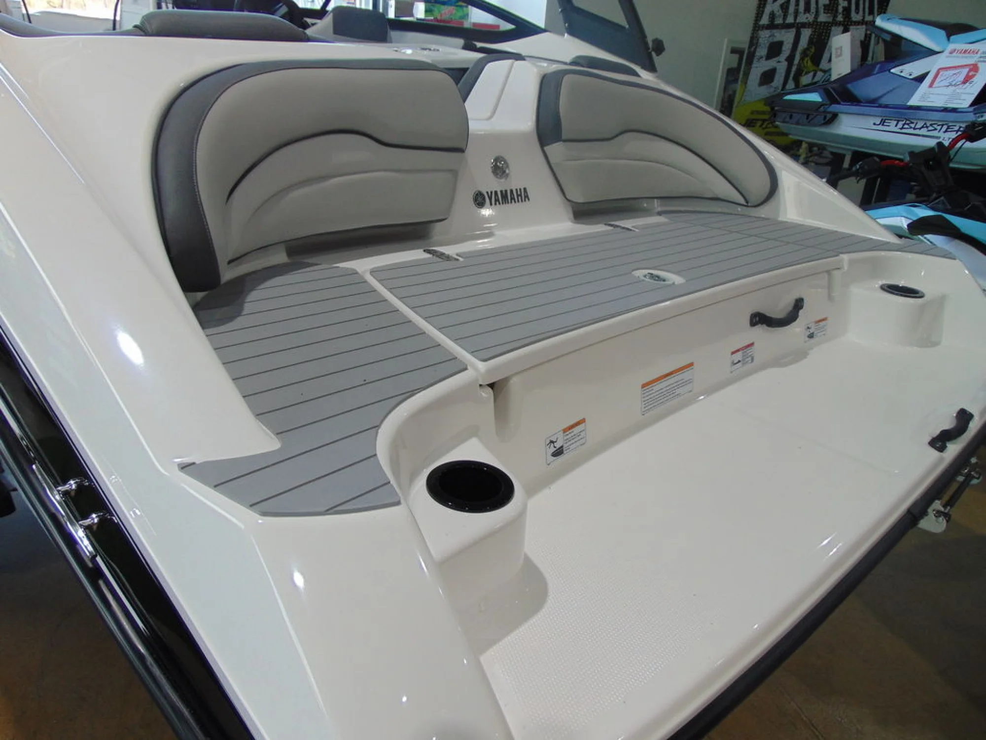 Yamaha Boats AR190 - Image 5