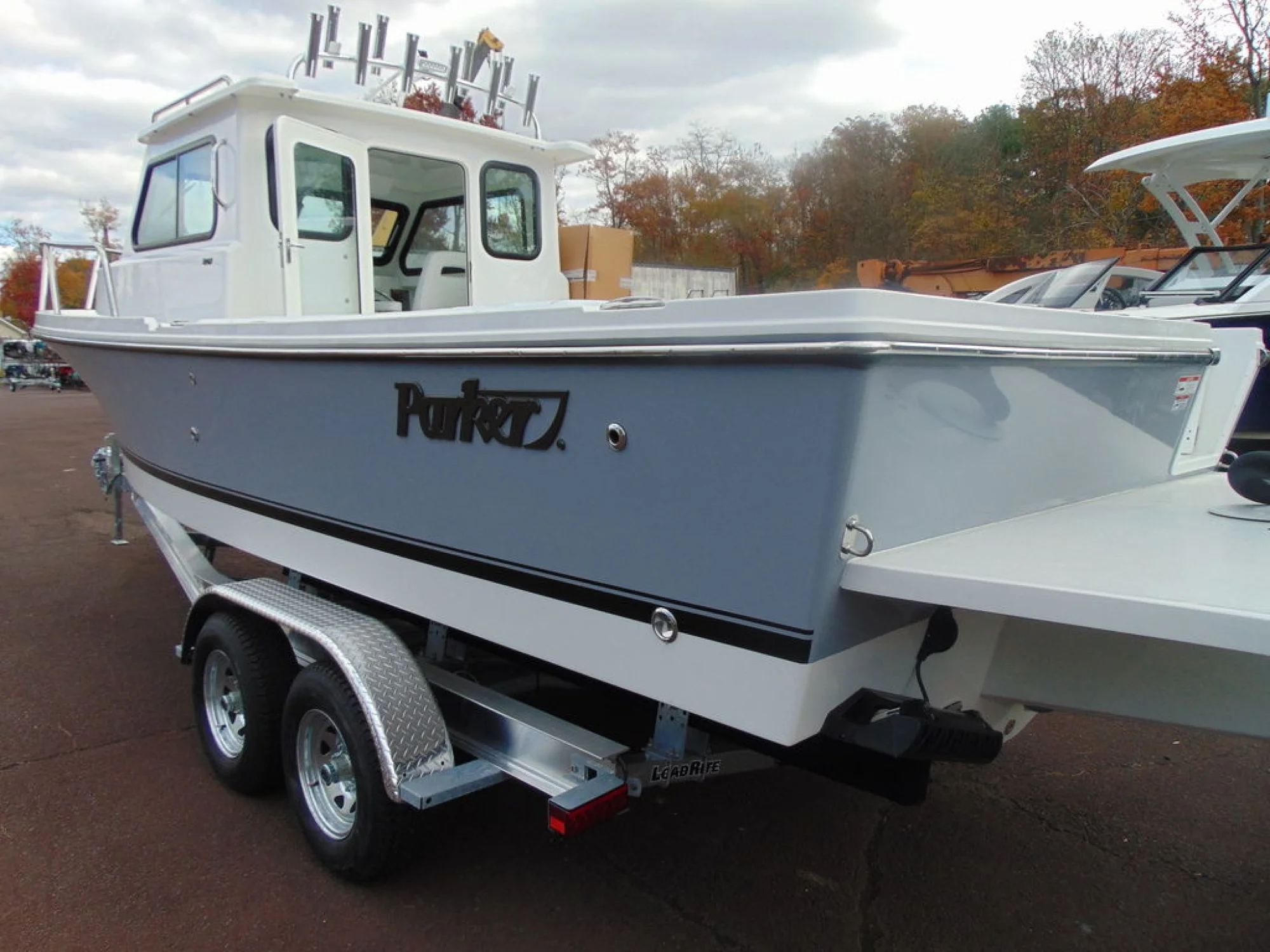 Parker 247 Explorer - Image 3