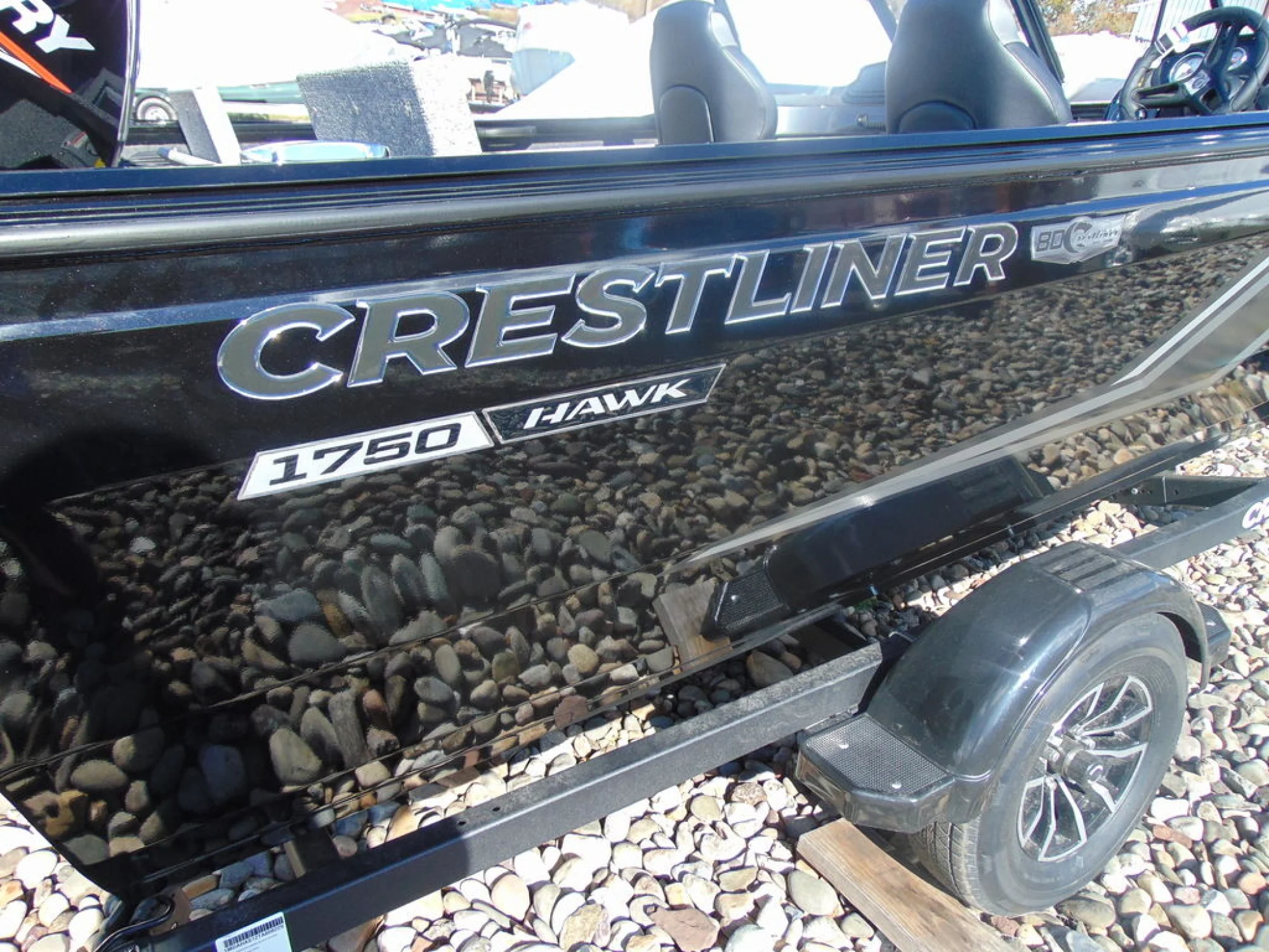 Crestliner 1750 Hawk Walkthrough - Image 3