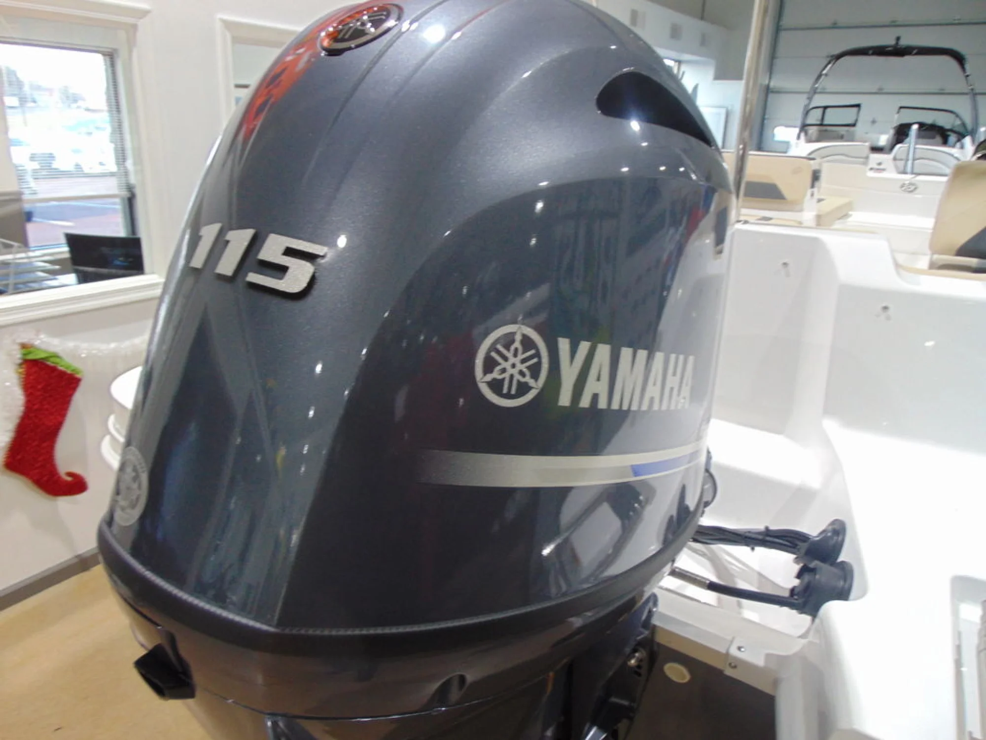 Hurricane SunDeck Sport 185 OB - Image 5