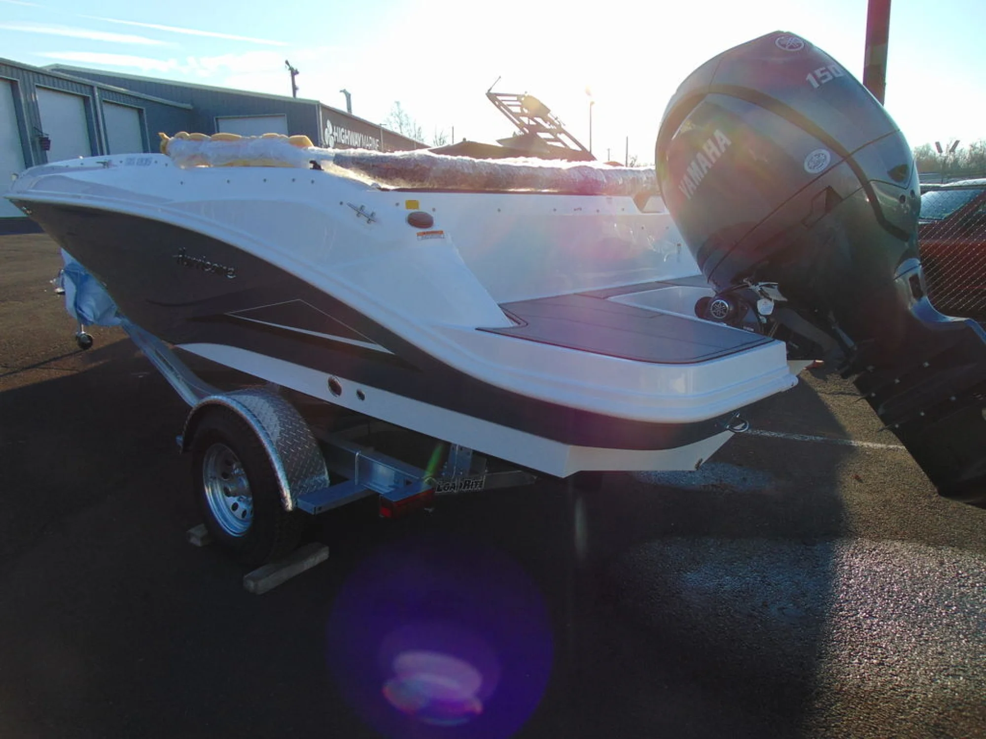 Hurricane SunDeck Sport 205 OB - Image 5