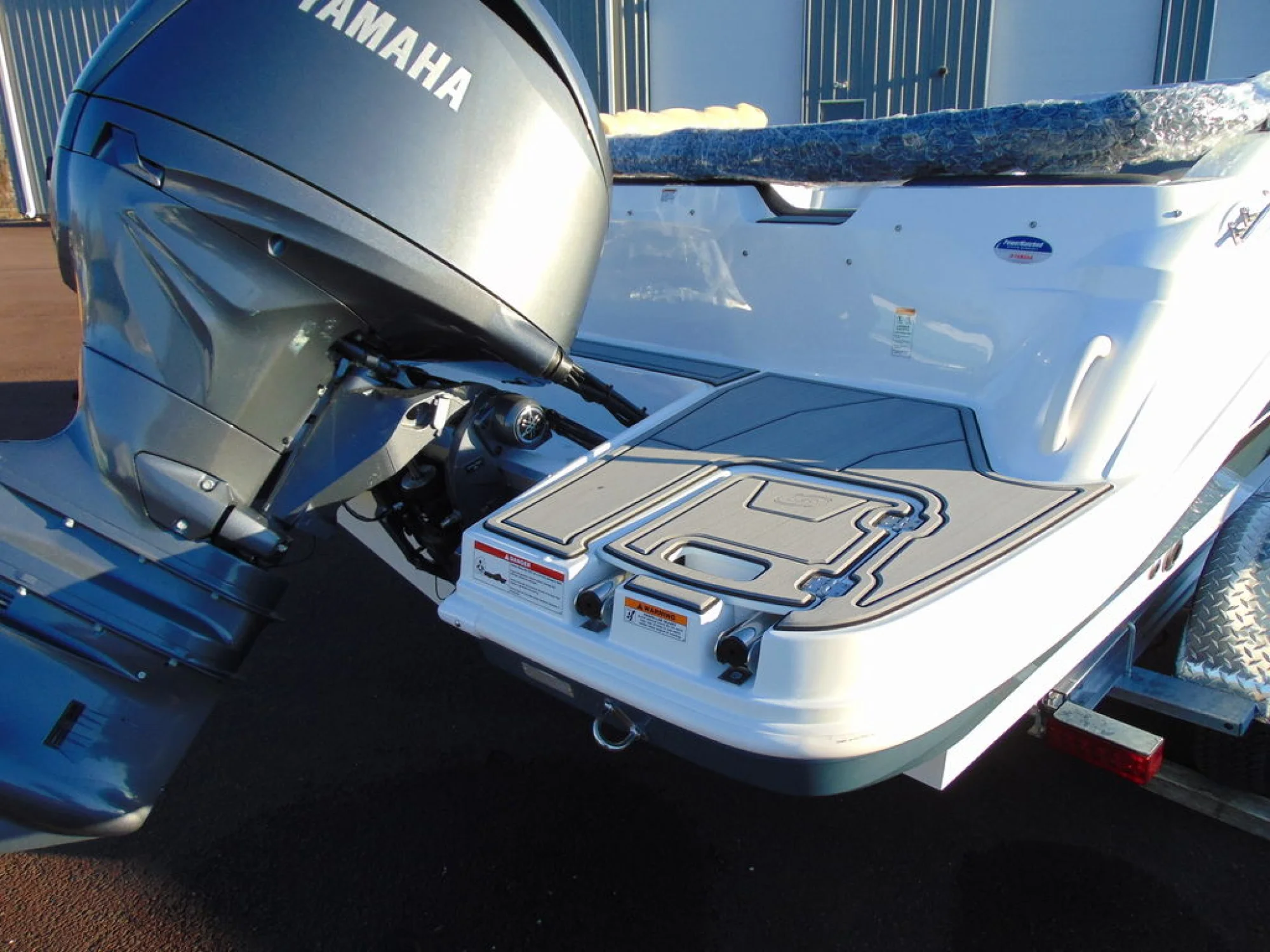 Hurricane SunDeck Sport 205 OB - Image 4
