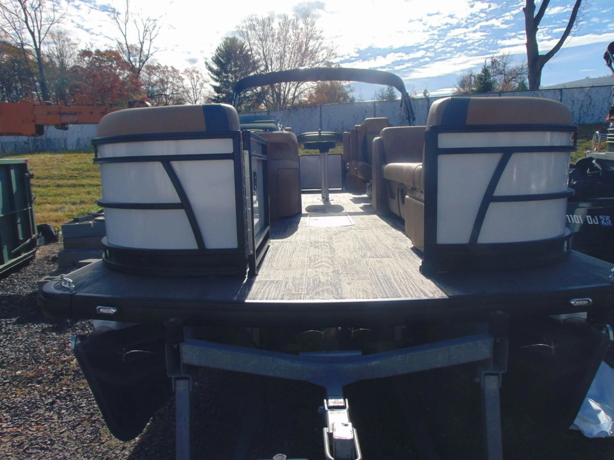 Godfrey Pontoons Sweetwater 2486 C 27" iMPACT Center Tube Package - Image 3