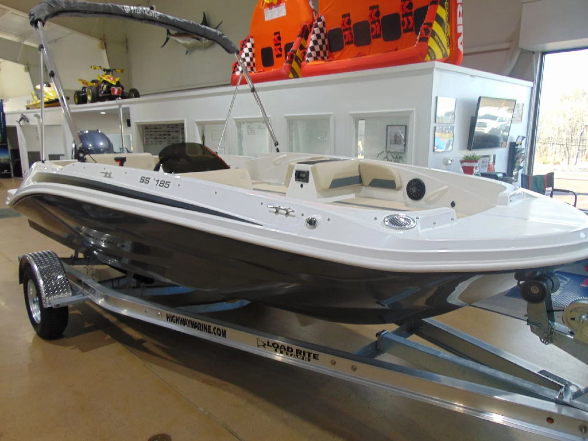 Hurricane SunDeck Sport 185 OB - Image 2