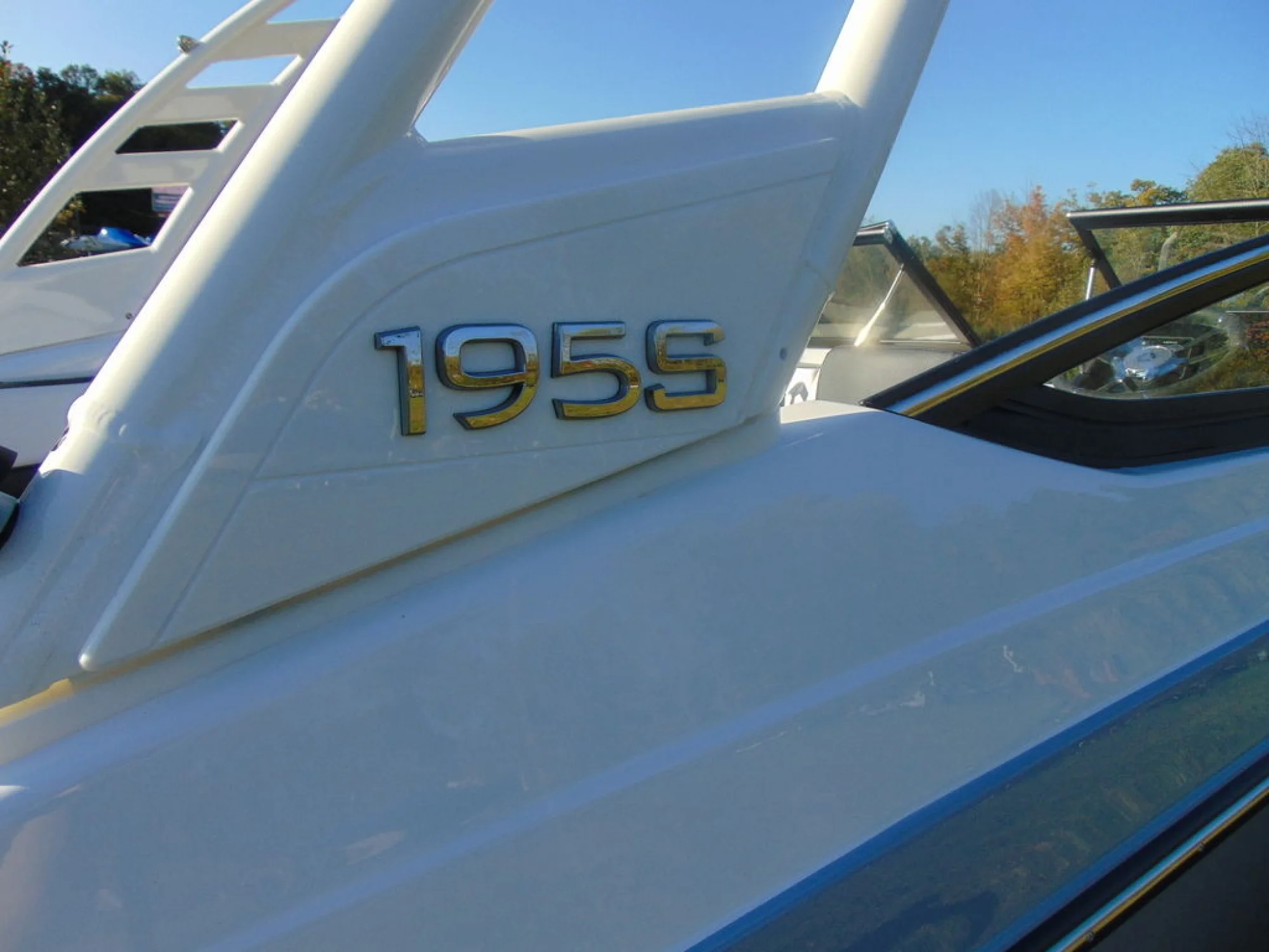 Yamaha Boats 195S - Image 4